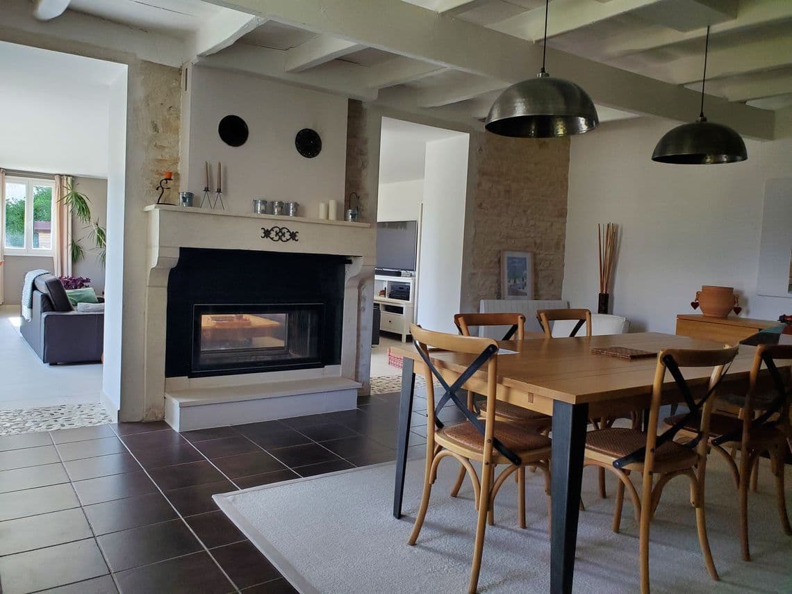 Maison en pierre rénovée avec piscine et dépendances - Photo 4