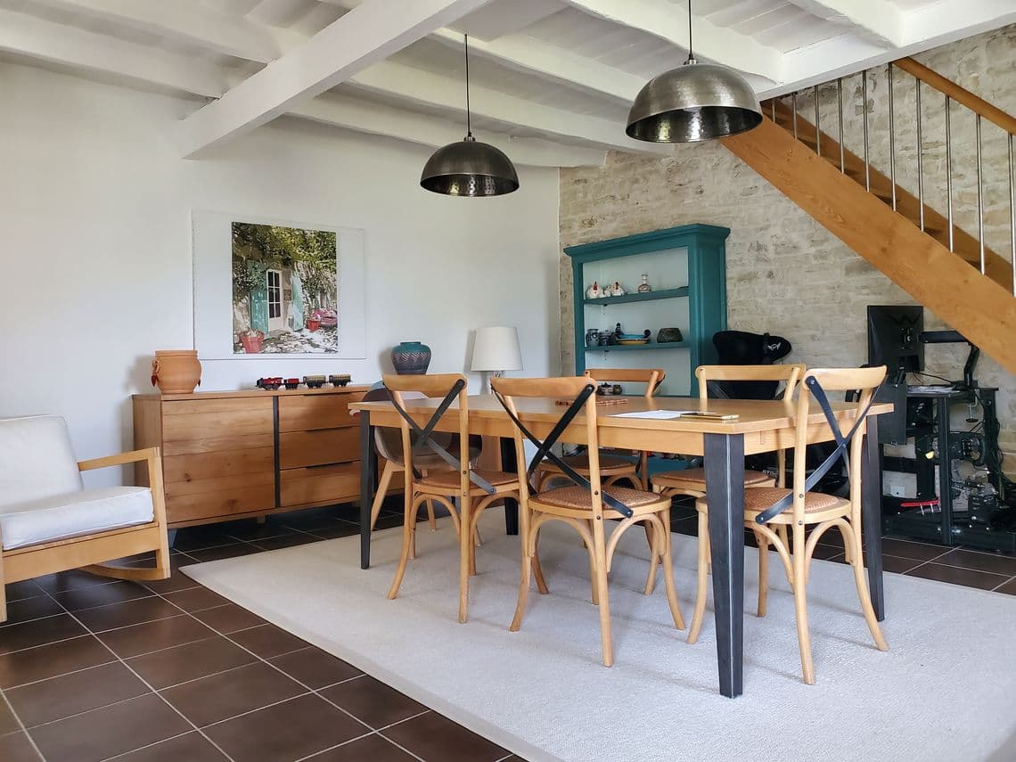 Maison en pierre rénovée avec piscine et dépendances - Photo 5