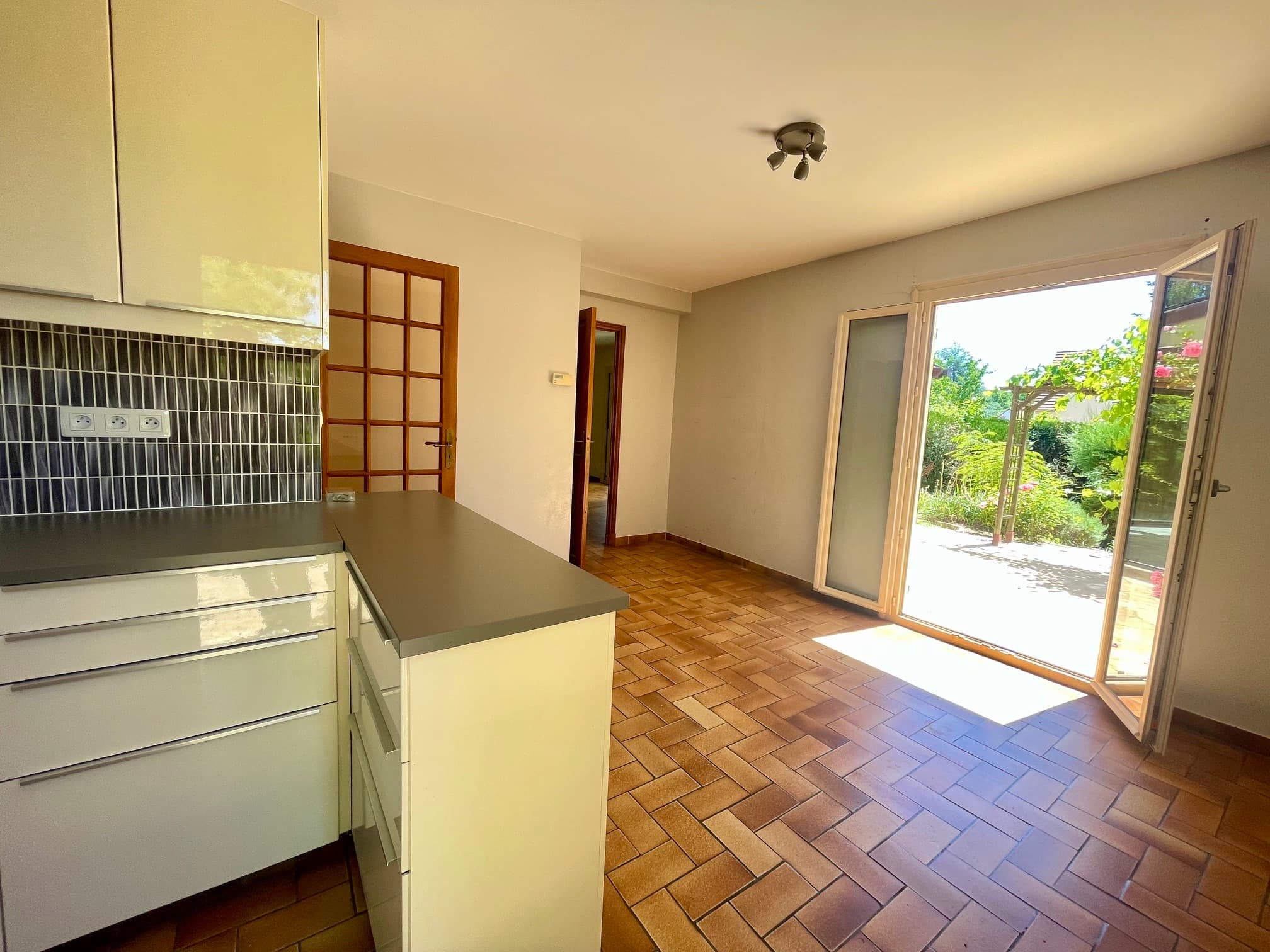 PAVILLON SUR SOUS-SOL TOTAL - Photo 5