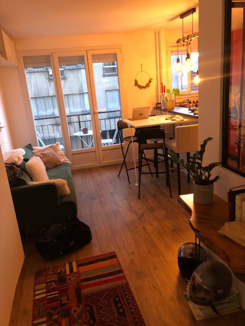2 pièces refait à neuf avec balcon - Photo 3
