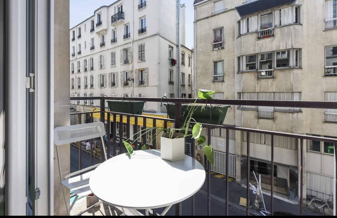 2 pièces refait à neuf avec balcon - Photo 2