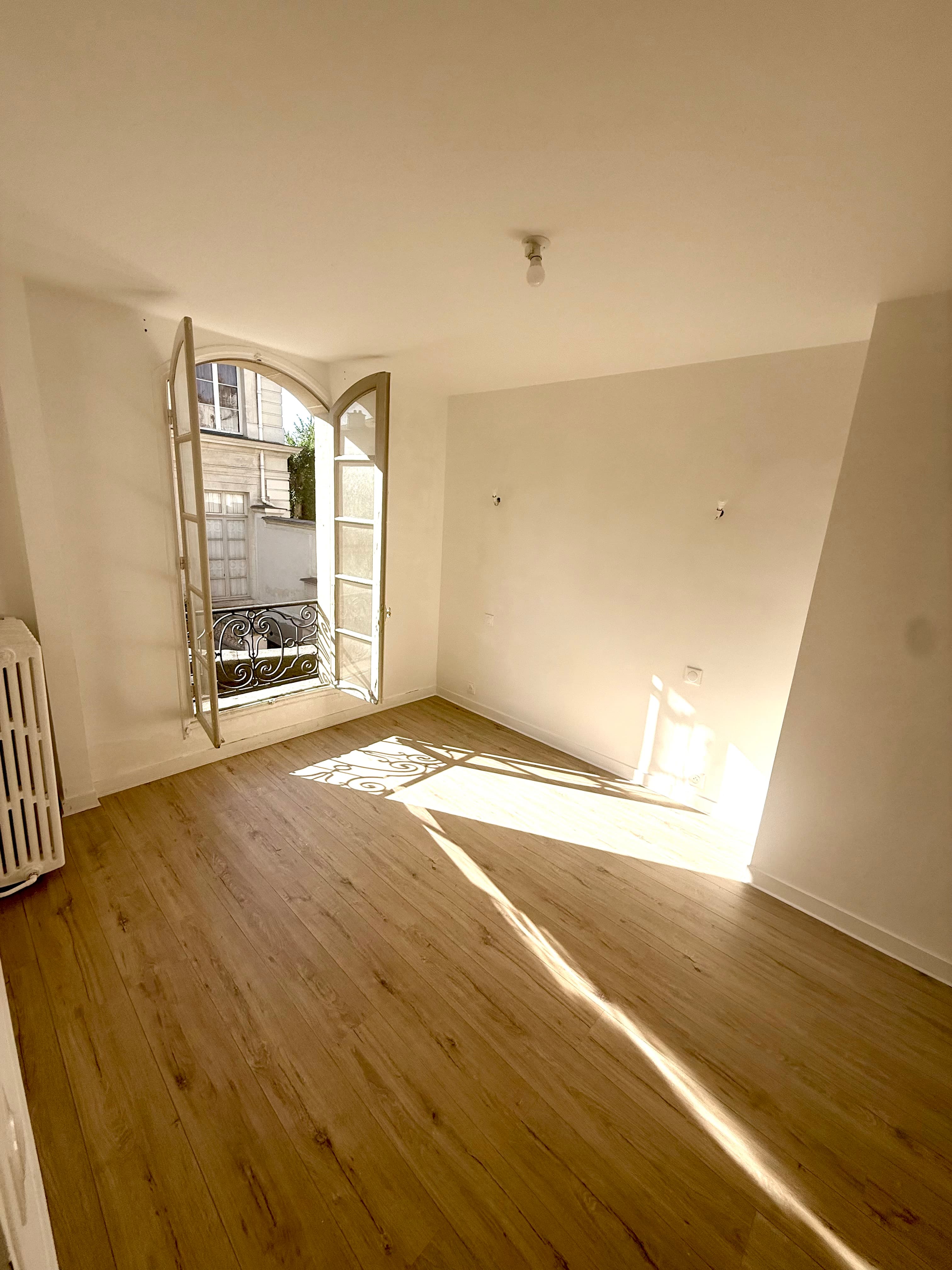 Vends Duplex bien d'exception Hôtel de Noailles - Photo 7