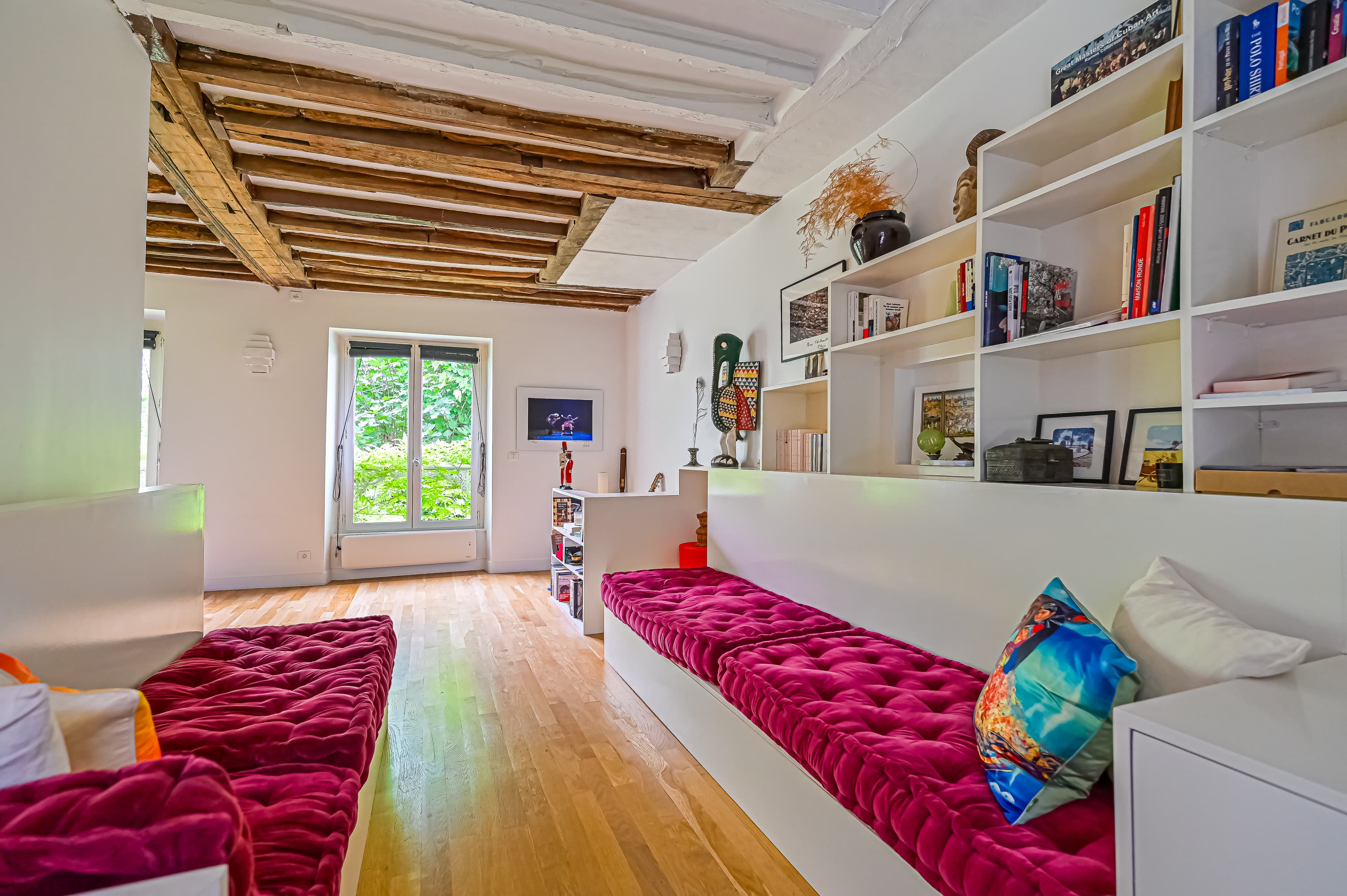 Paris Xe - Duplex confidentiel avec terrasse - Photo 9