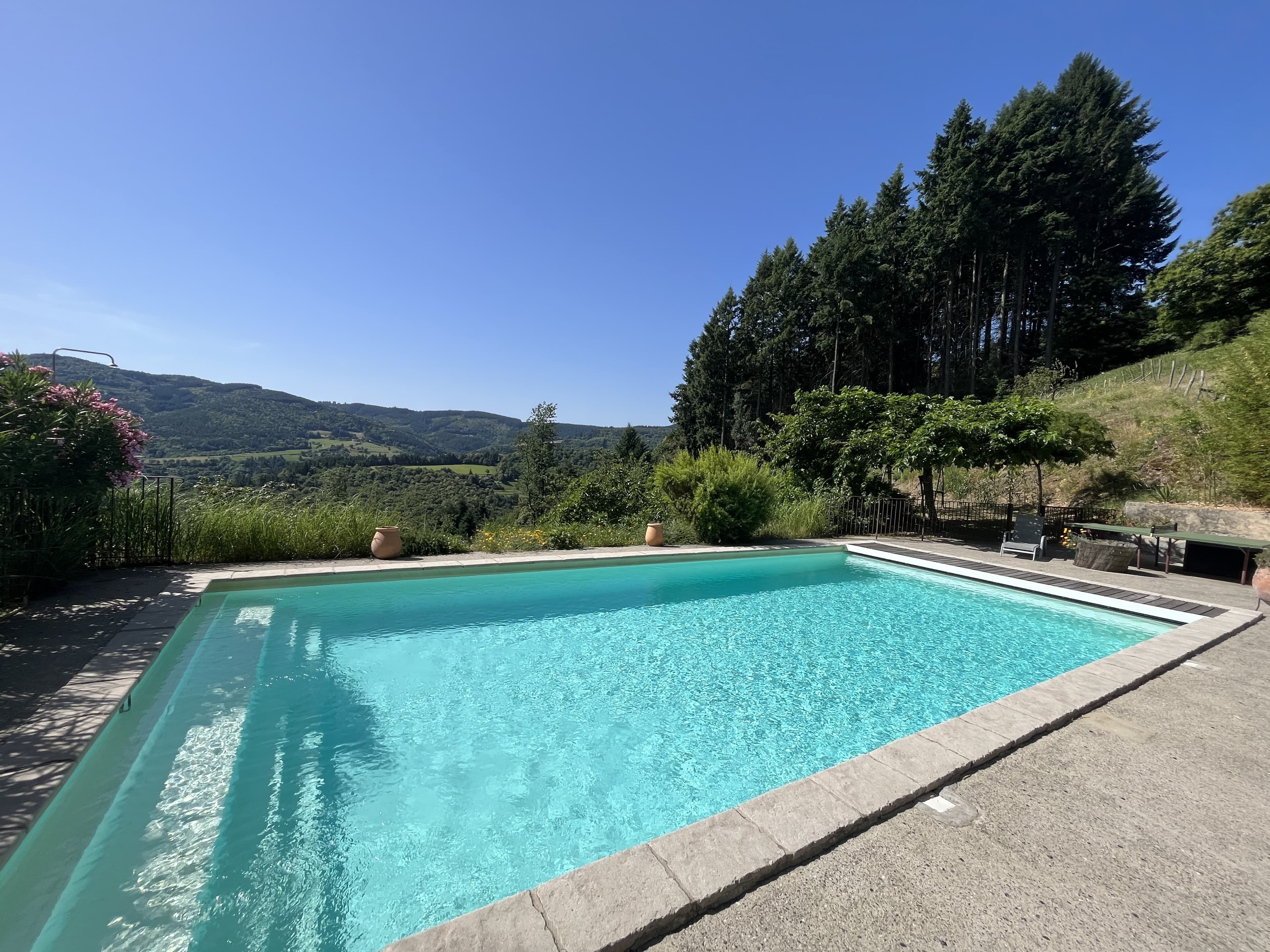 Authentique ensemble immobilier sur environ 1 hectare 89 ares - Photo 2