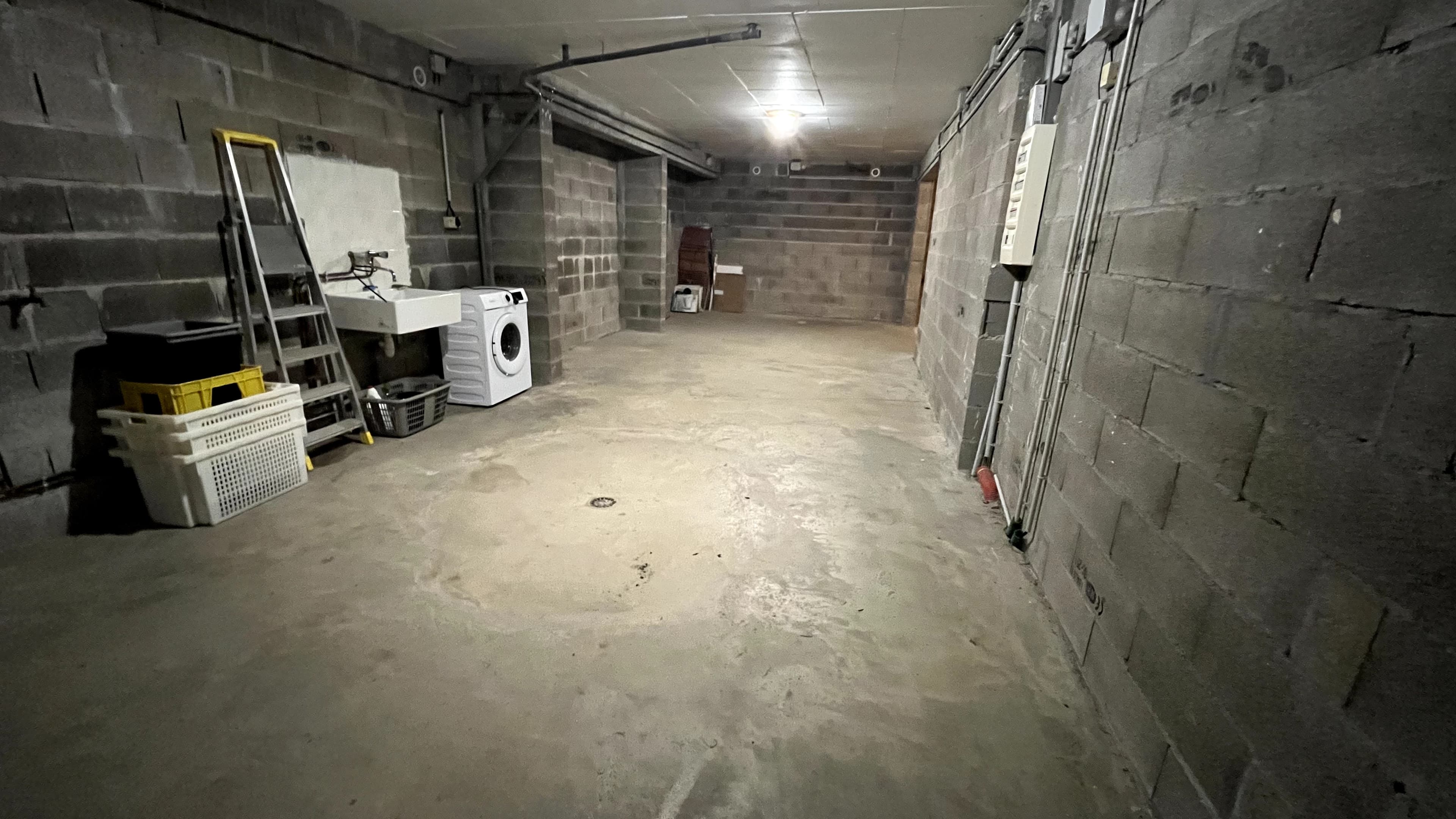 Maison familiale + studio individuel 176 m2 quartier résidentiel - Photo 9