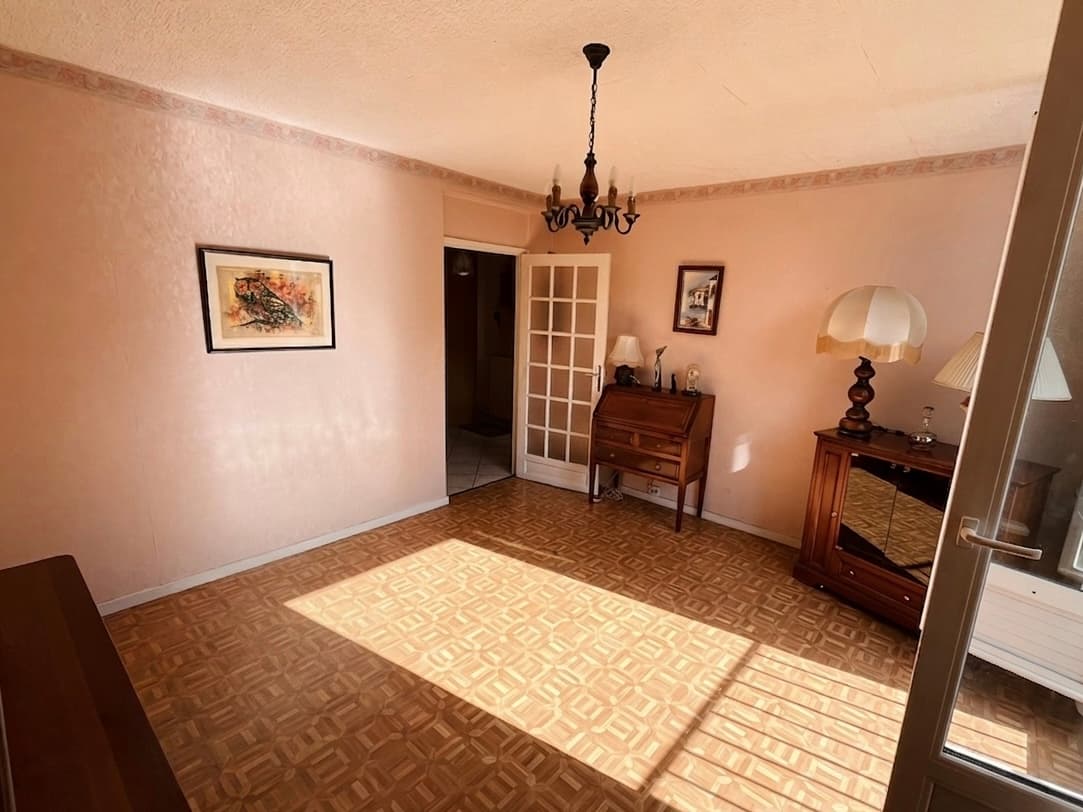 Appartement T4 - parking et caves - St-Germain-les-Arpajon - Photo 2
