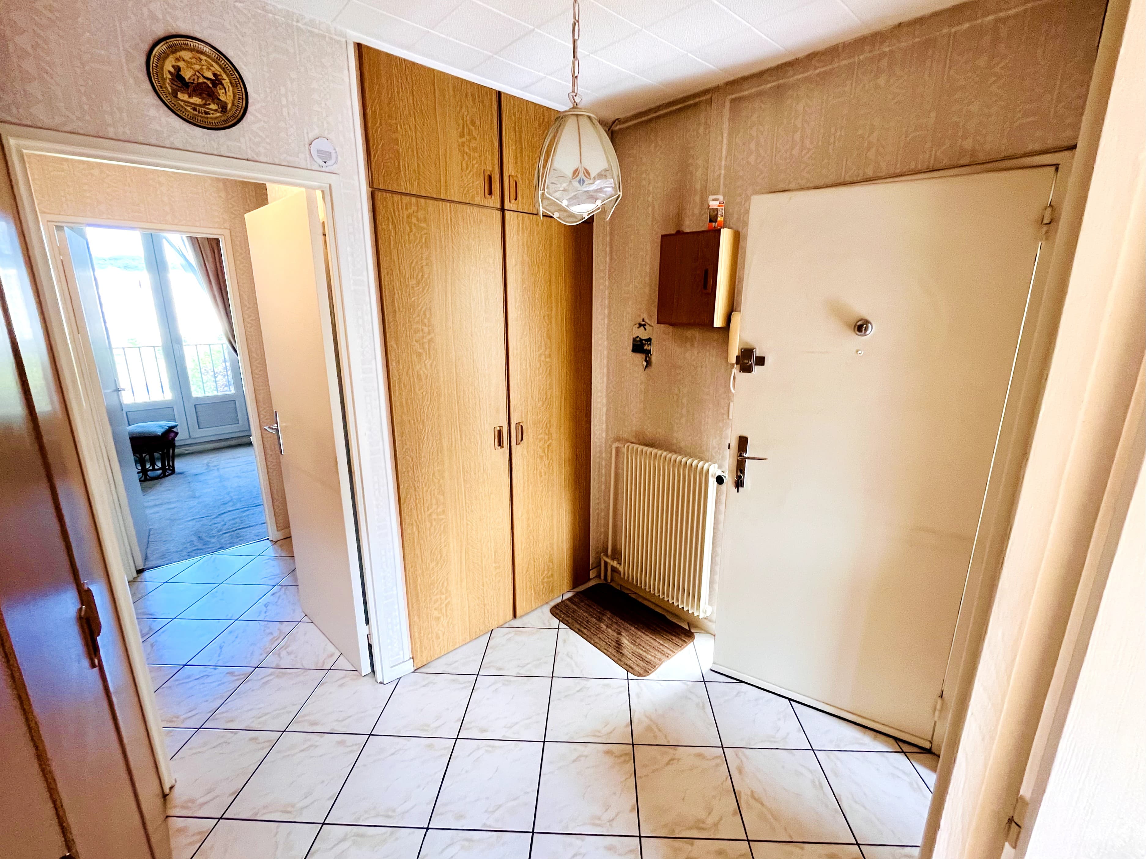 Appartement T4 - parking et caves - St-Germain-les-Arpajon - Photo 5