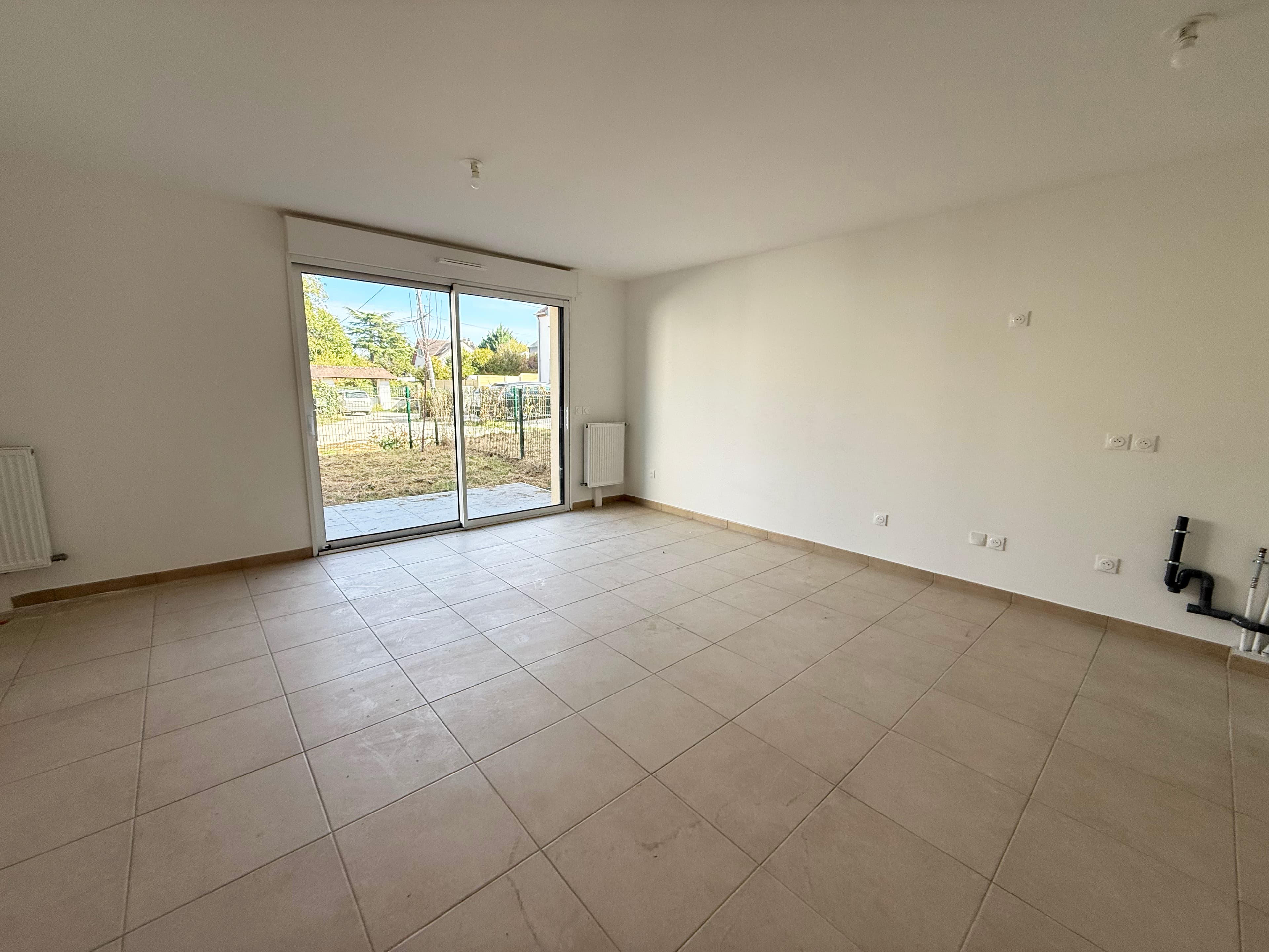 Maison de ville - Saint Thibault des Vignes - Photo 3