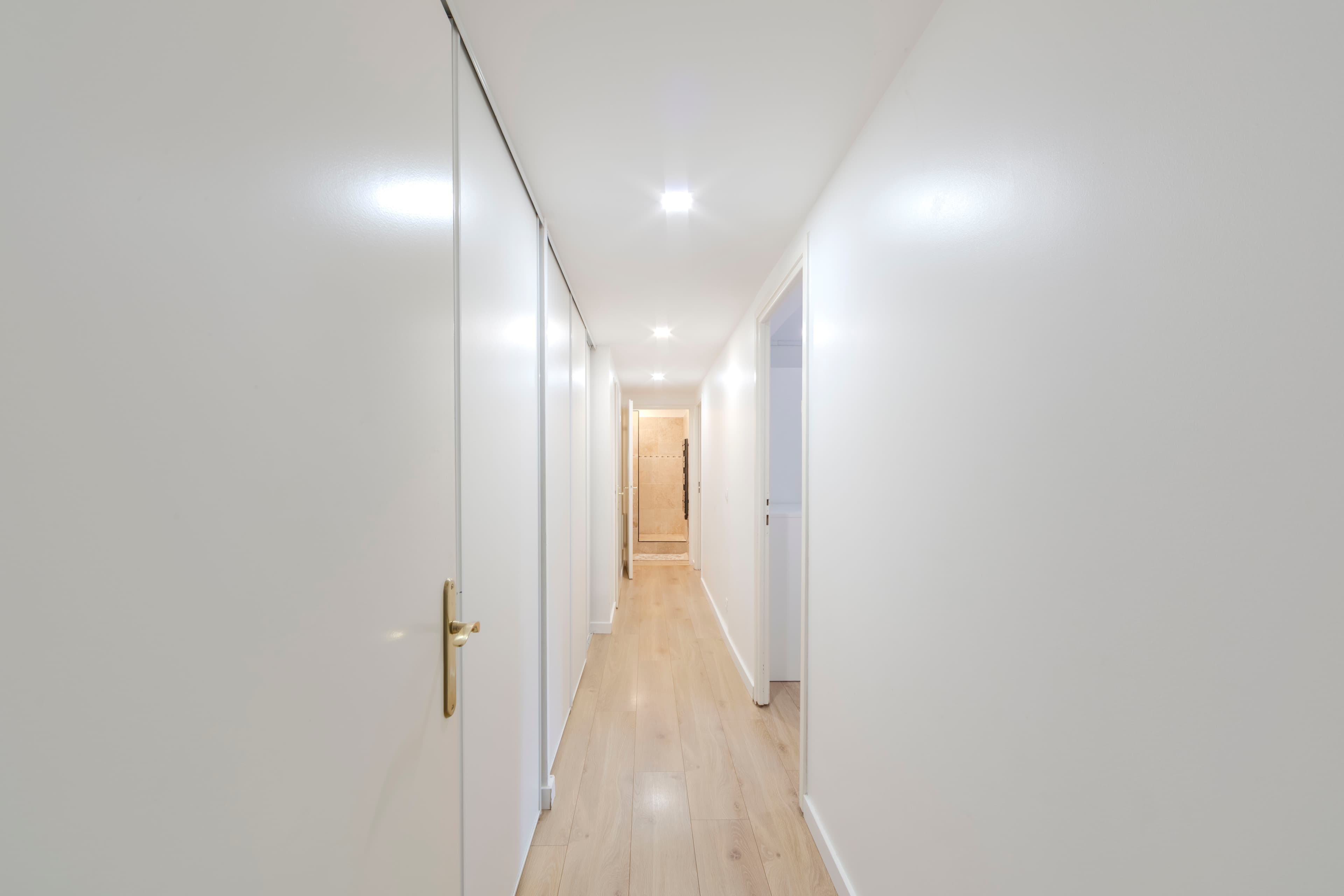 Bel appartement avec jardin a vendre - Photo 10