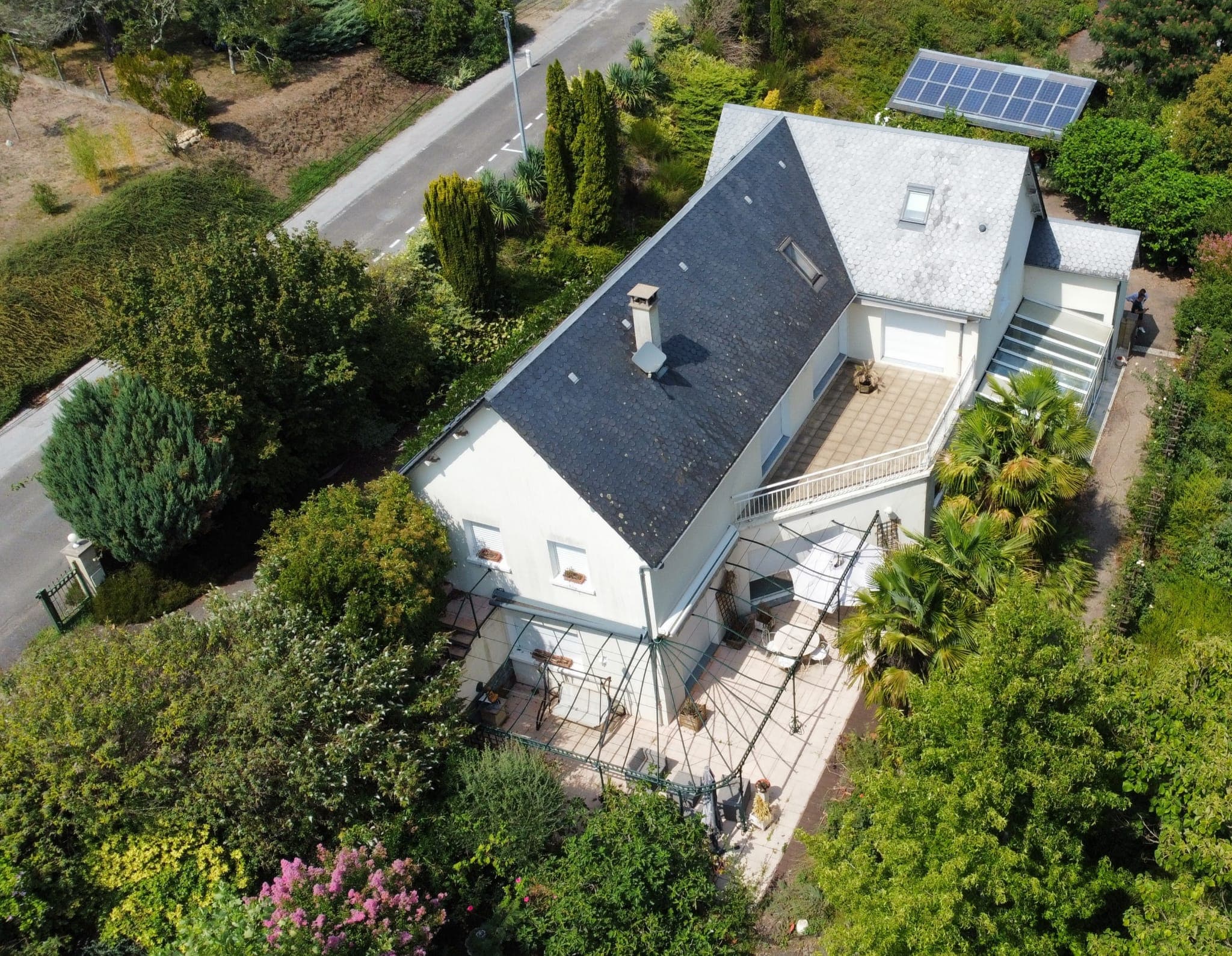 Maison 250 m² piscine intérieure et accès direct à la Dordogne - Photo 10