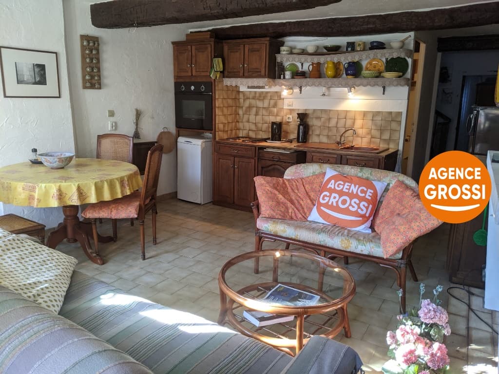 AUPS, charmant appartement en duplex avec terrasse. - Photo 8