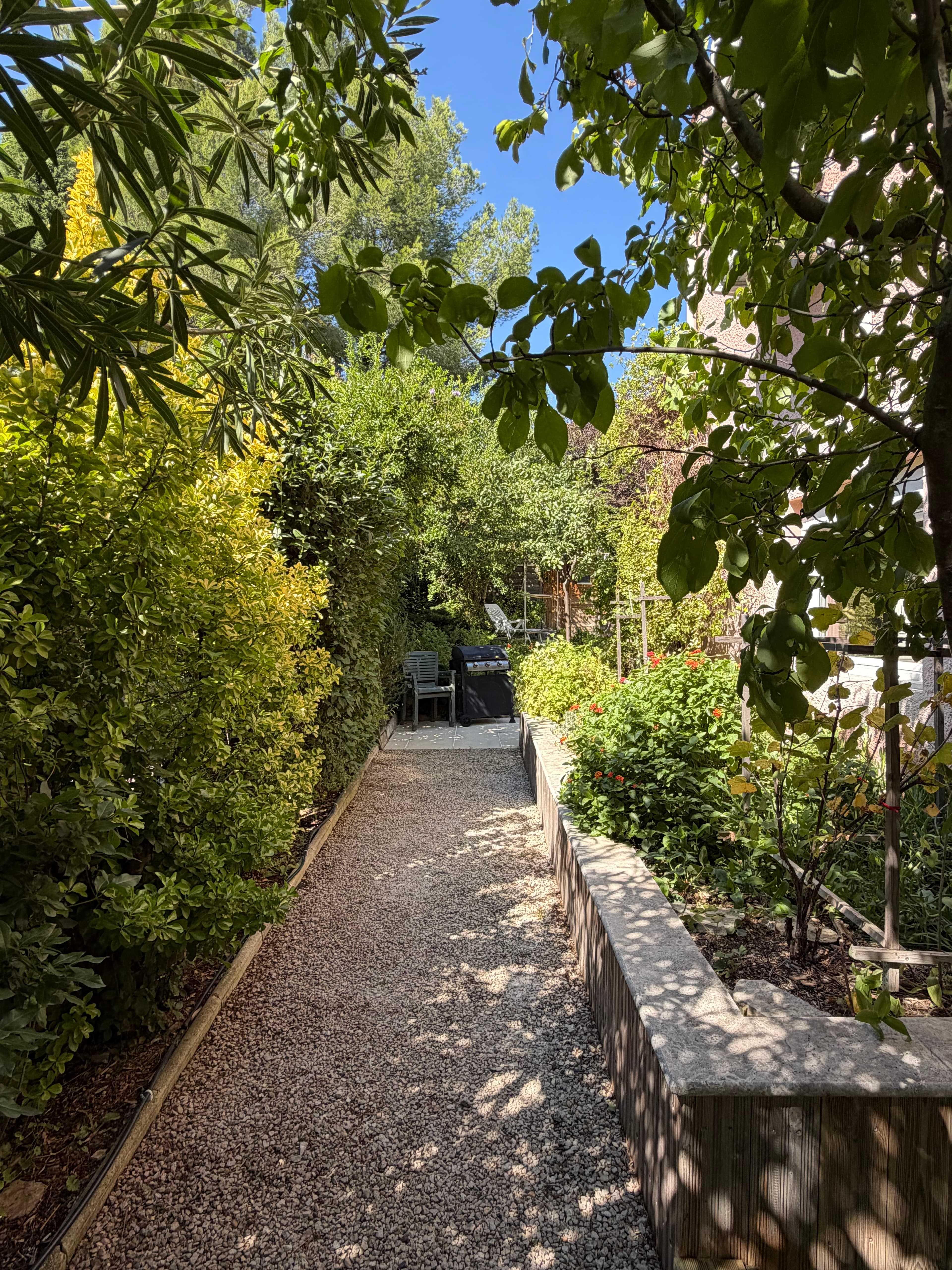 EXCLUSIVITÉ - 4 chambres + piscine Hautes Viougues - Photo 3
