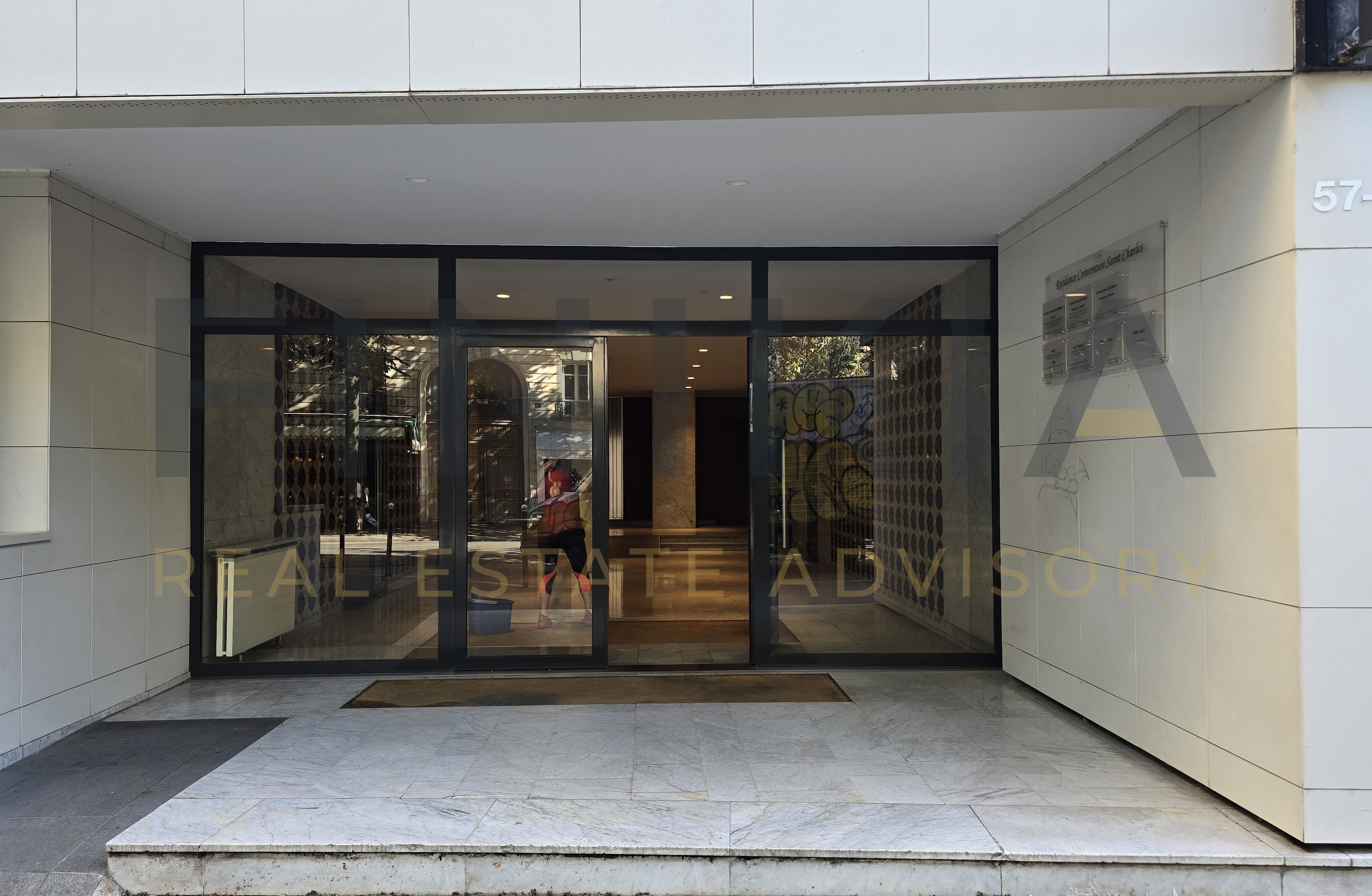 Studio loué meublé, 26,71 m², 2e étage avec ascenseur, cave - Photo 8