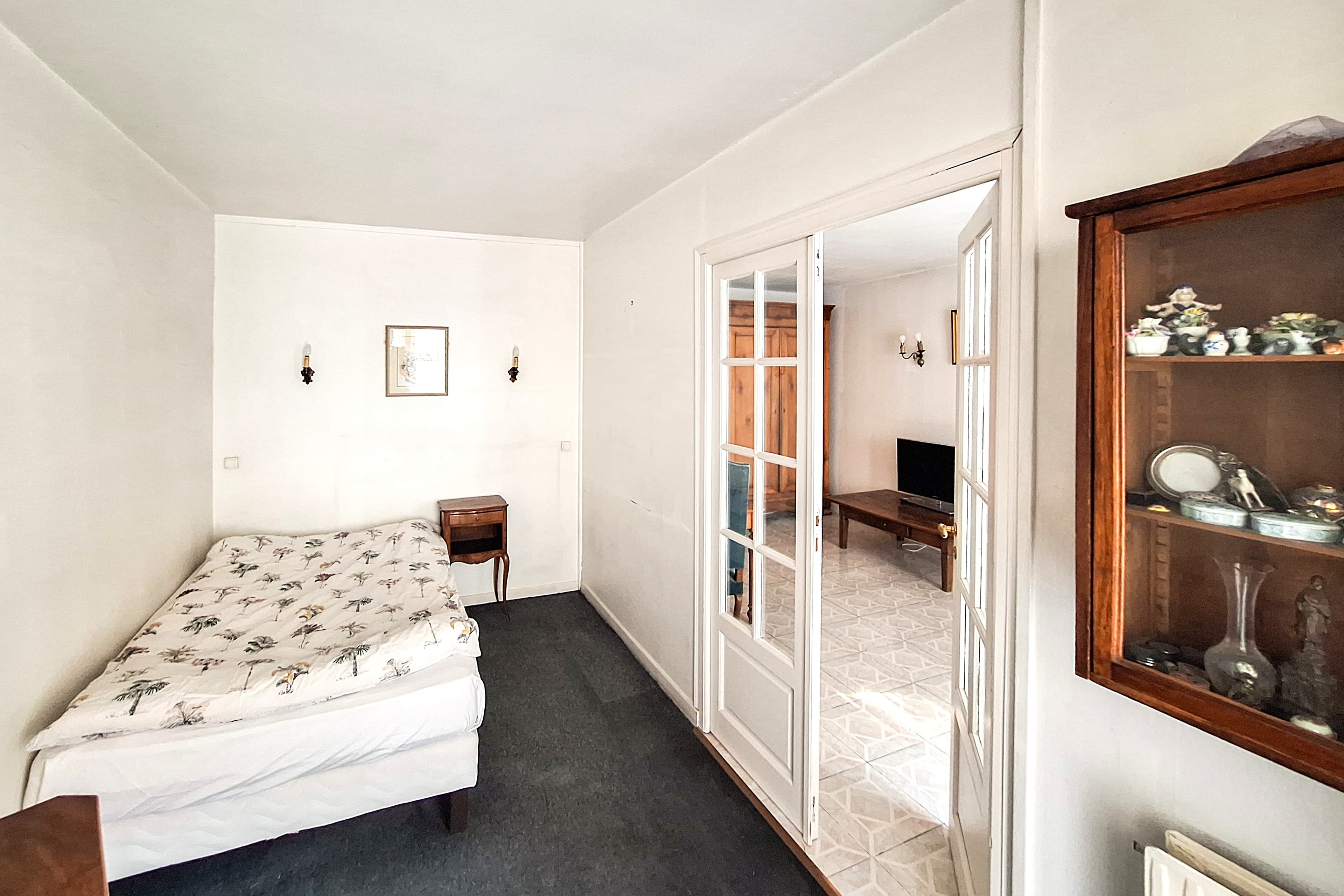 PARIS 19e - 3 pièces de 64 m² - Fort potentiel - Métro à 2 min - Photo 3