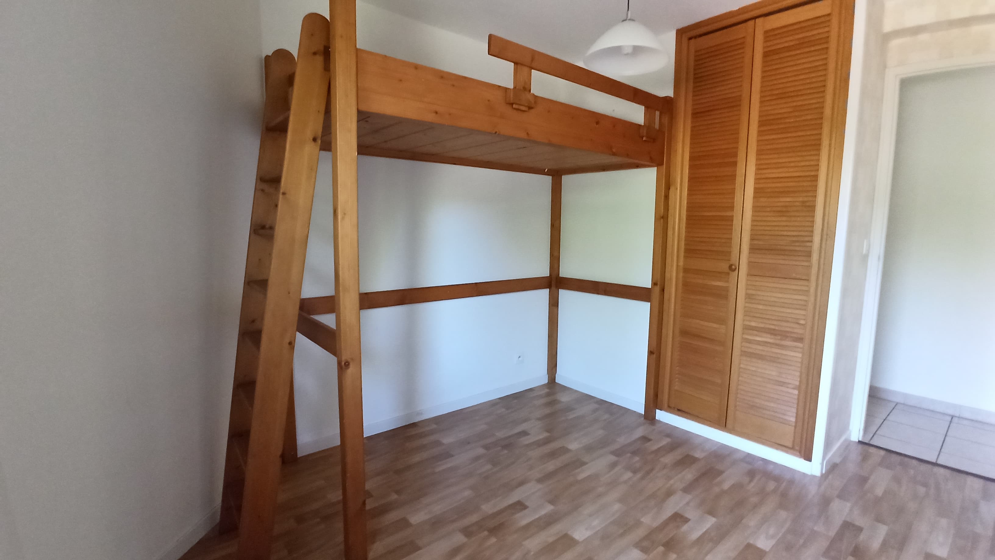 Appartement T4 avec grand séjour et terrasse centre Saint-Jorioz - Photo 7
