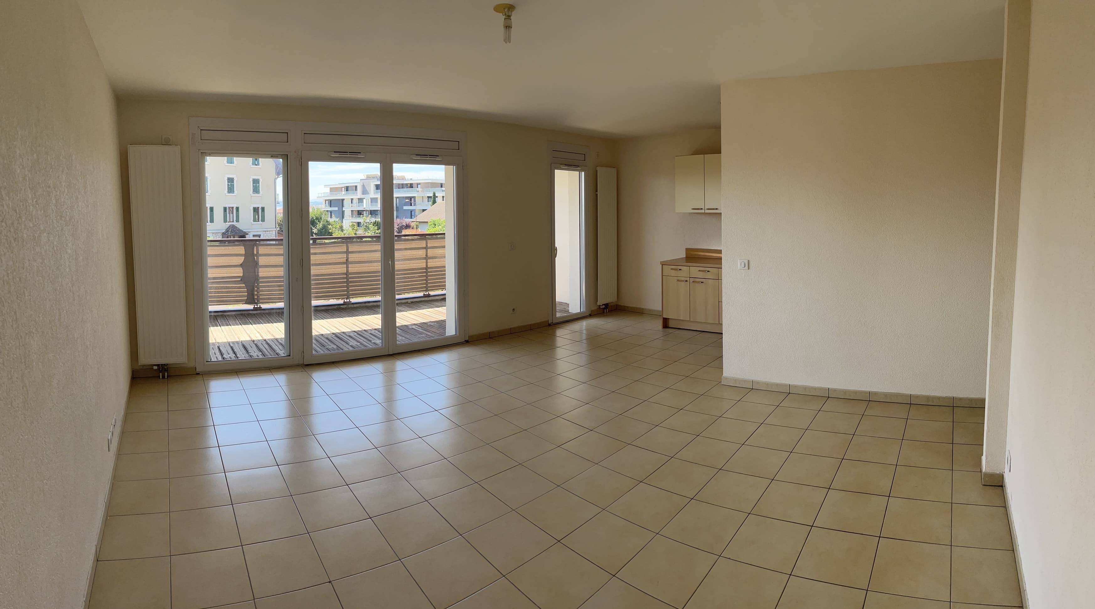 Appartement 4 pièces Thoiry - Photo 2
