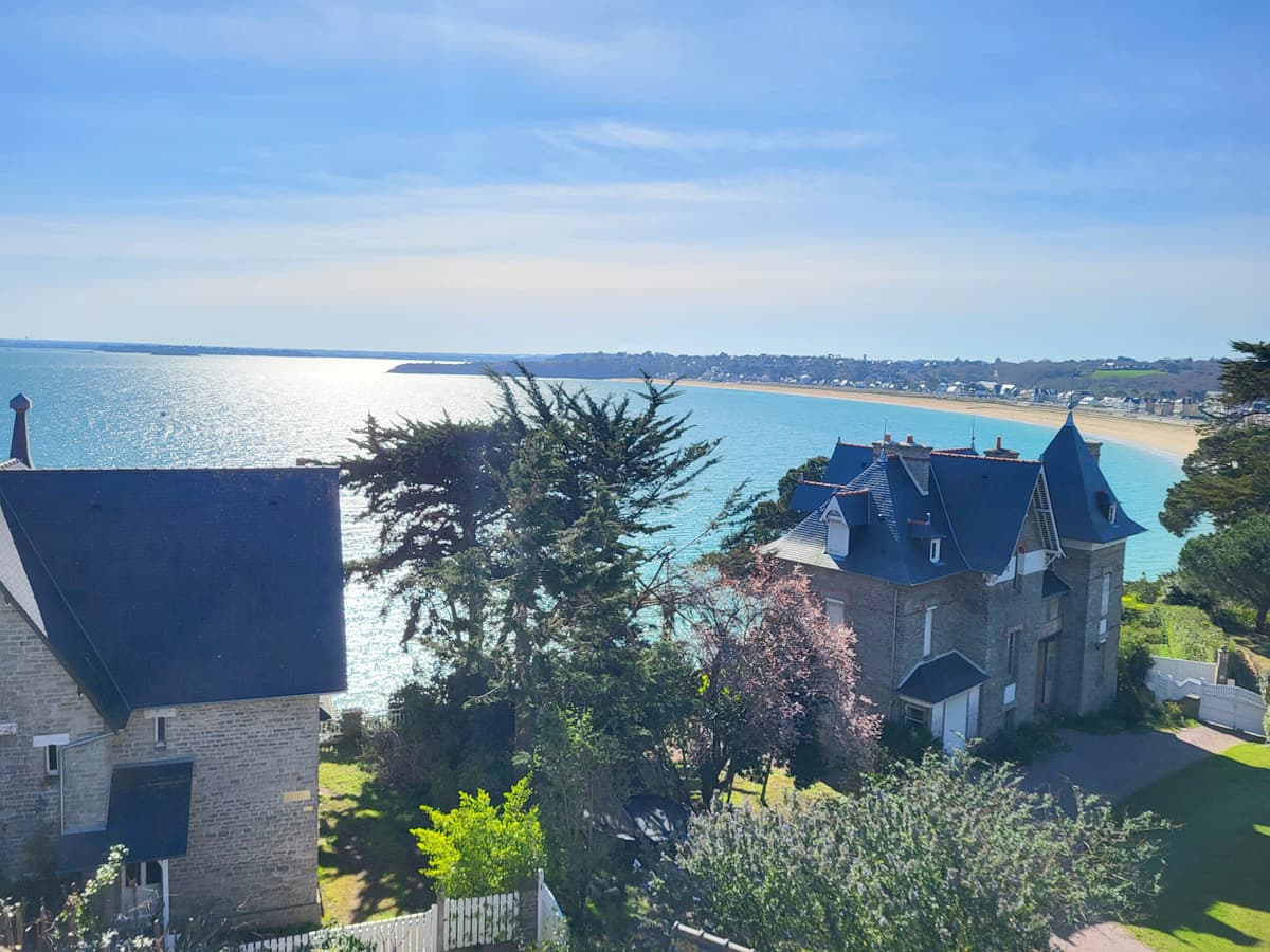 MAISON DE CARACTERE AVEC VUE MER - Photo 4