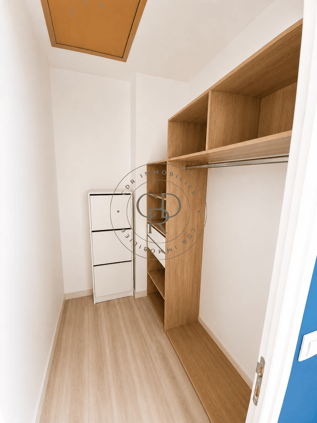 Appartement T2 + combles aménageables - Parking - Reims Centre - Photo 9