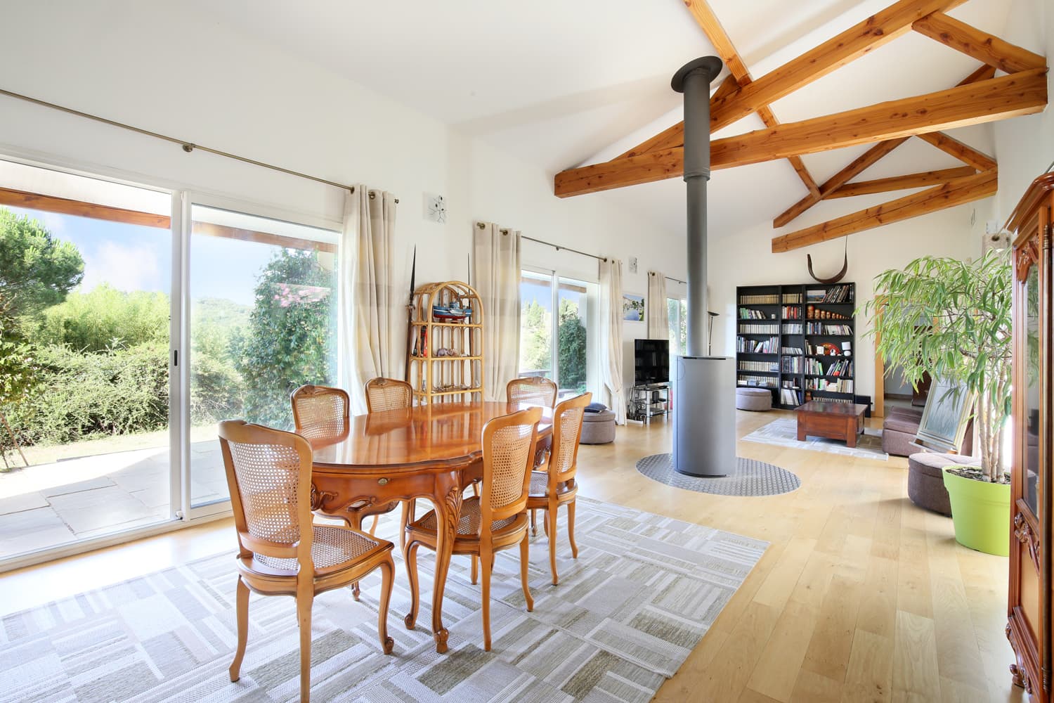 Villa contemporaine de 190 m2 avec piscine à vendre - Photo 2