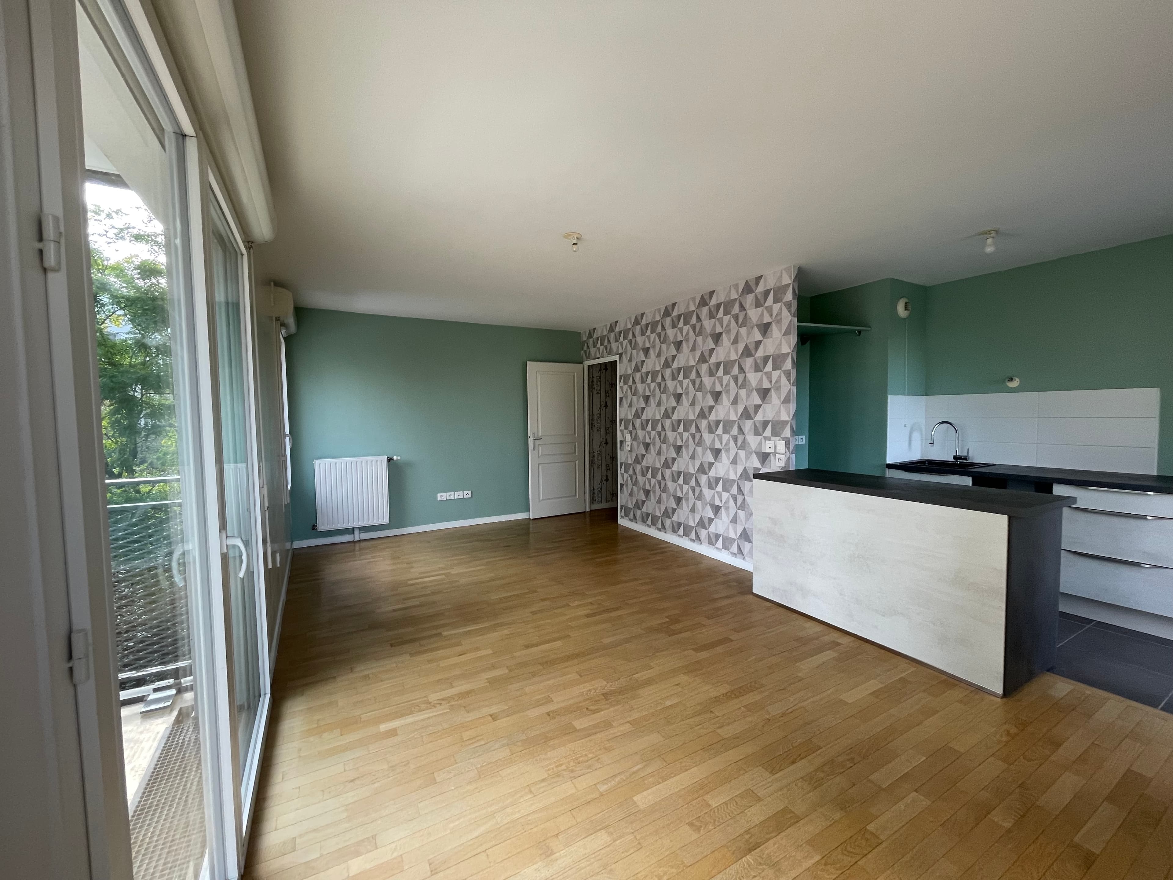 VITRY-SUR-SEINE - 3 PIÈCES - 65,40 M² - BALCON 9 M² - PARKING - Photo 4