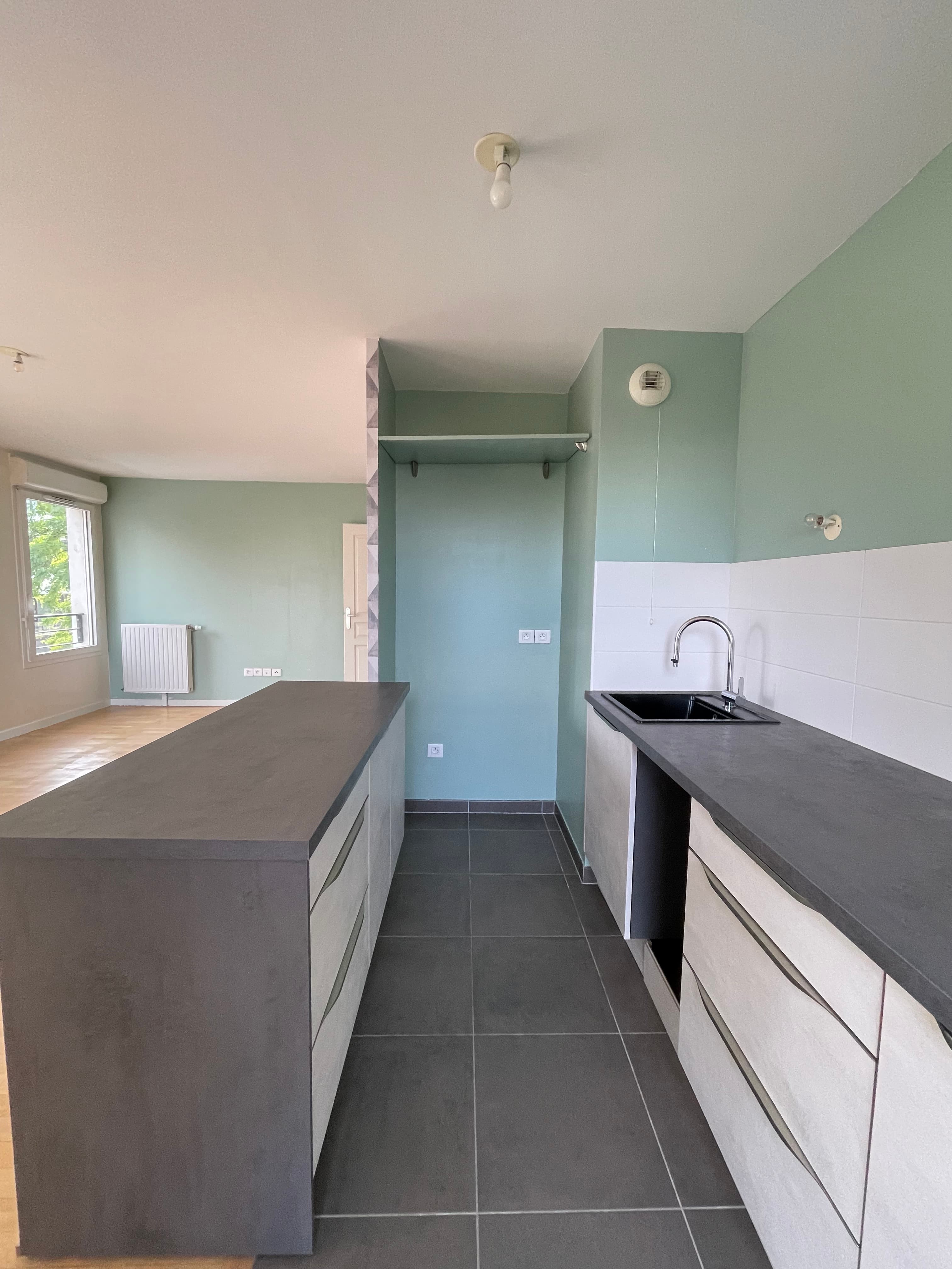 VITRY-SUR-SEINE - 3 PIÈCES - 65,40 M² - BALCON 9 M² - PARKING - Photo 6