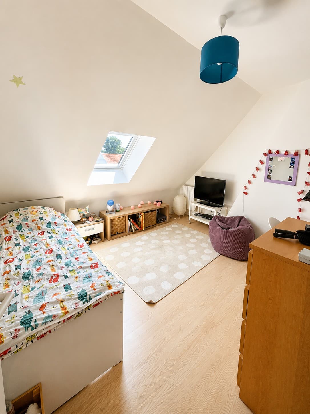 MAISON FAMILIALE 4 CHAMBRES AVEC JARDIN - TRAM BUISSON - Photo 4