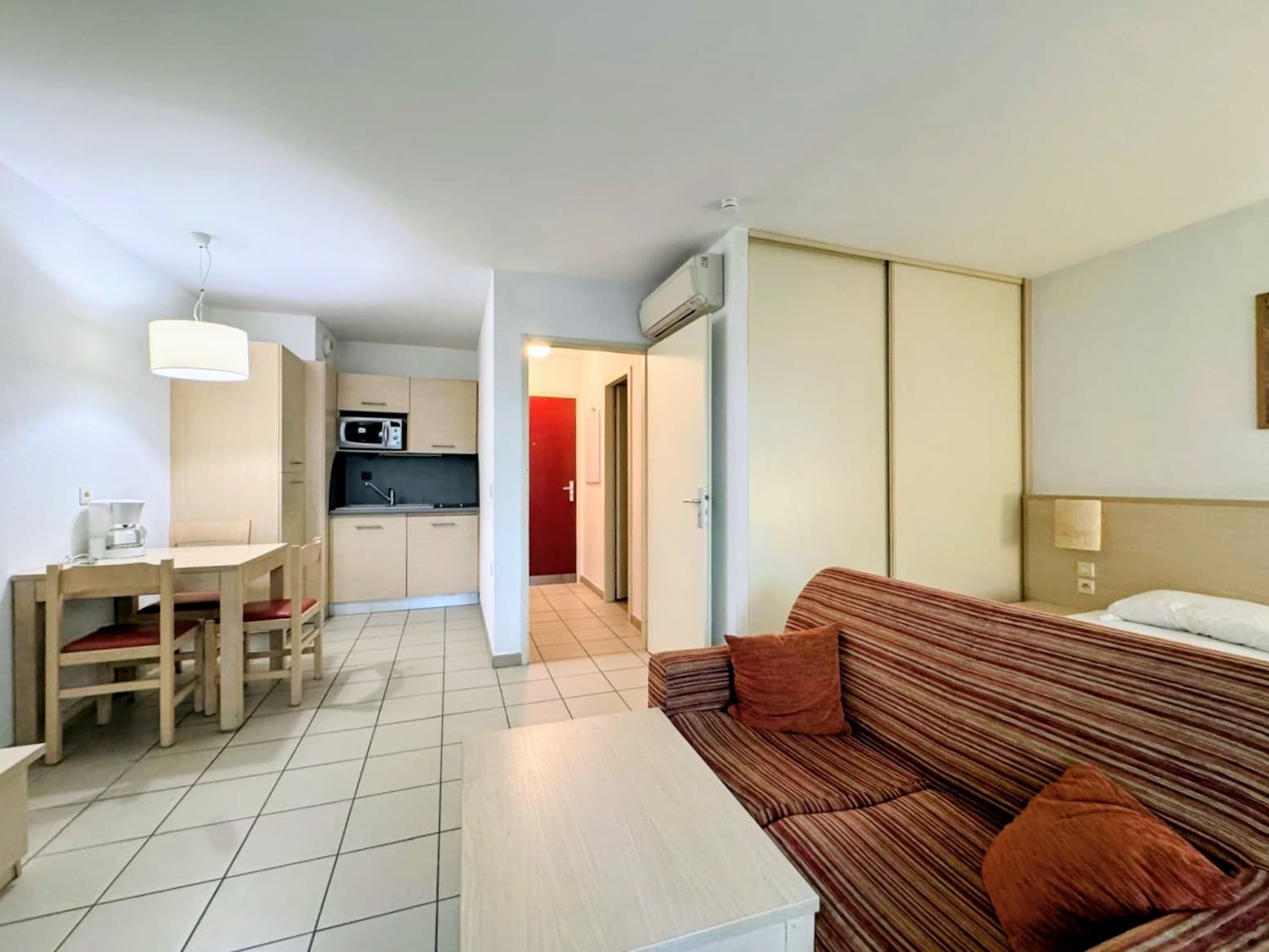 Appartement climatisé meublé - Photo 2