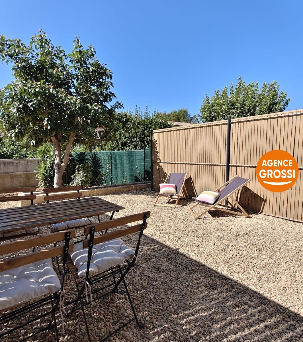 LE PRADET, proche mer, 2 pièces contemporain, terrasse, parking. - Photo 2