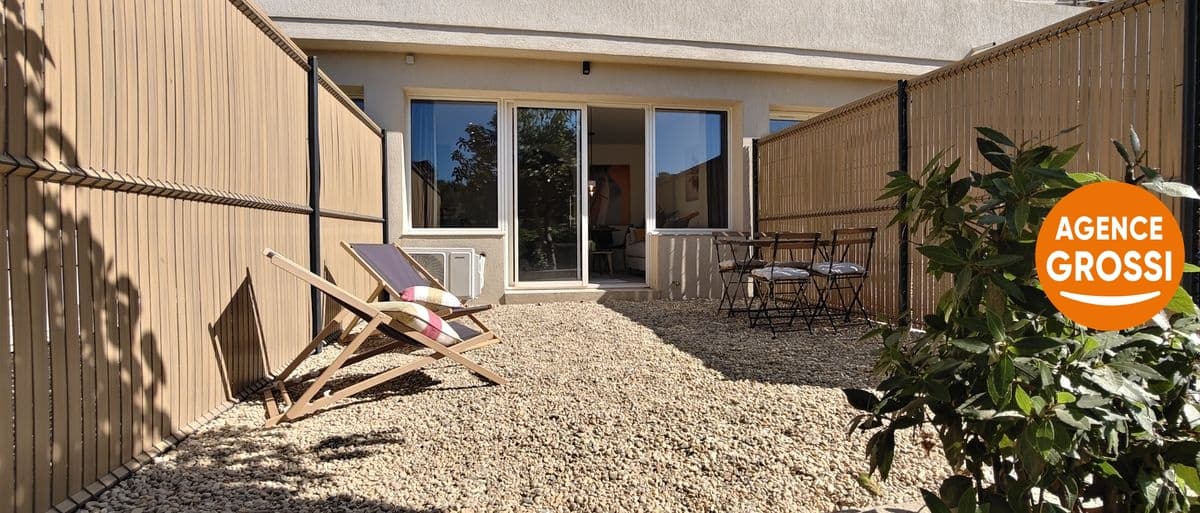 LE PRADET, proche mer, 2 pièces contemporain, terrasse, parking. - Photo 8