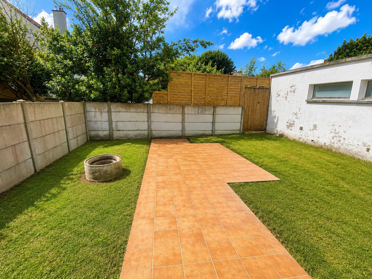 EXCLUSIVITÉ - MAISON FAMILIALE AVEC JARDIN CENTRE VILLE - Photo 4