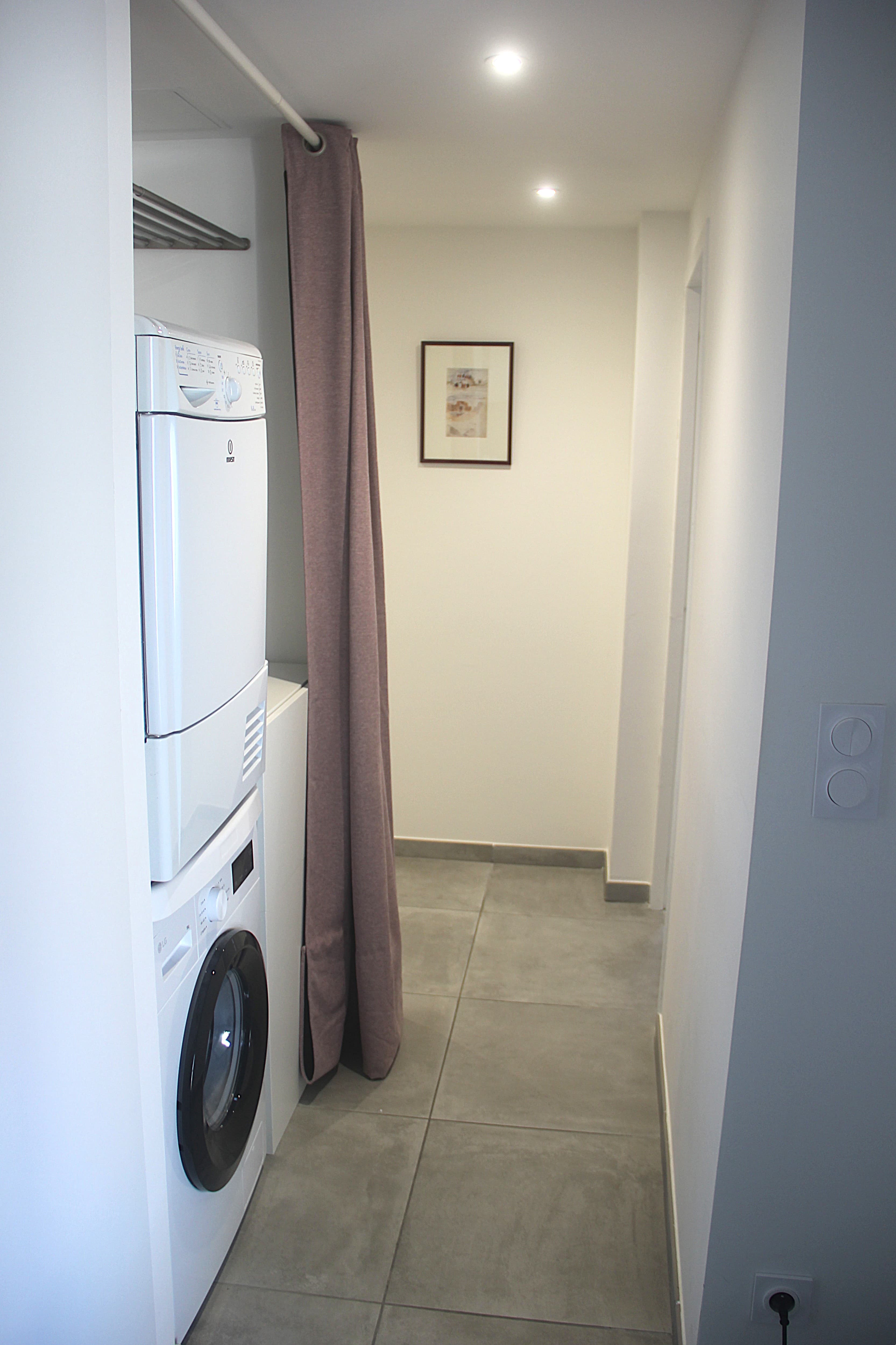 ST-ÉTIENNE CITE DU DESIGN - T3 RÉCENT CLIMATISÉ AVEC GARAGE - Photo 10