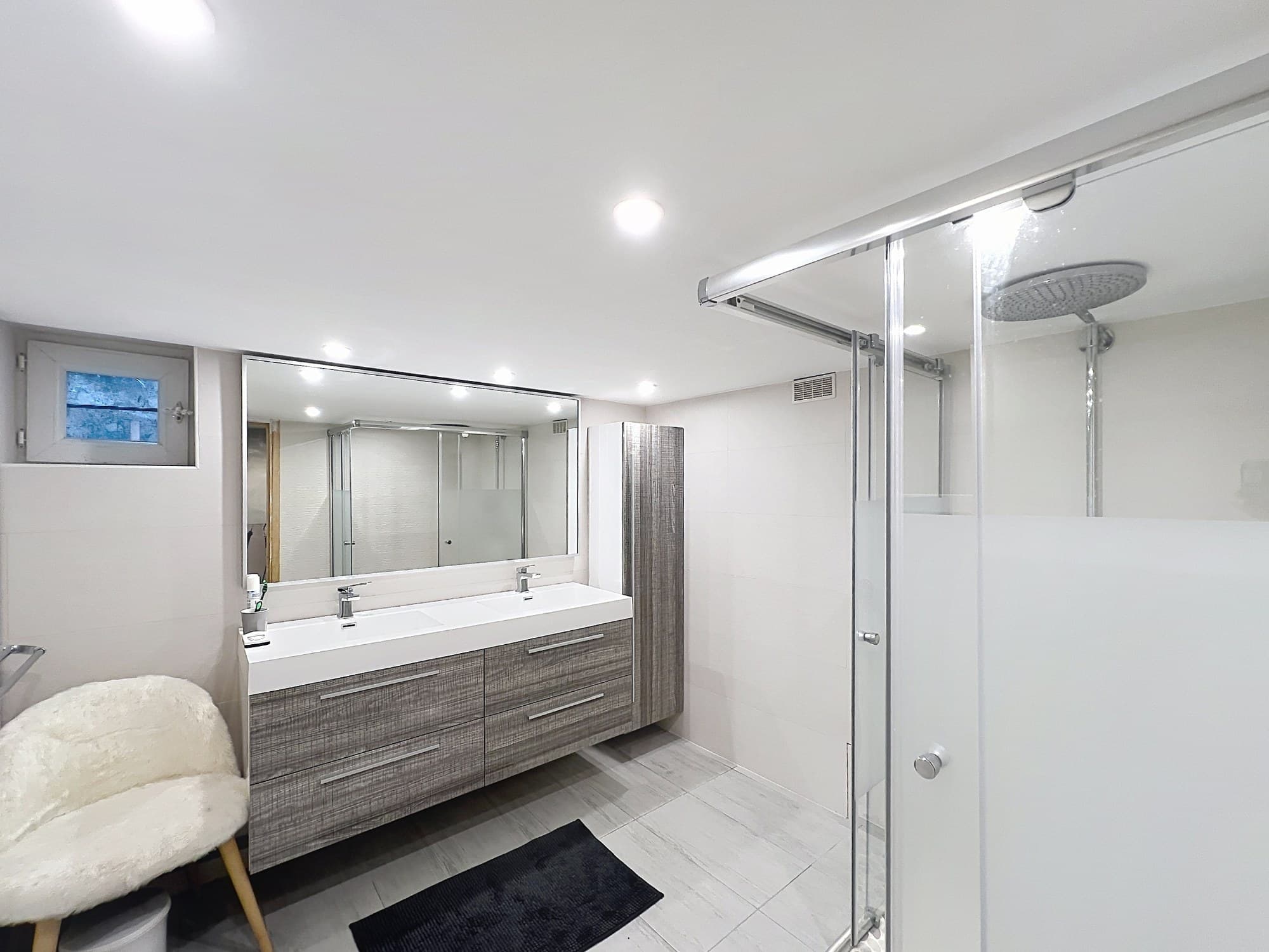 Vence - Sainte-Colombe : villa plain-pied, piscine et vue - Photo 7