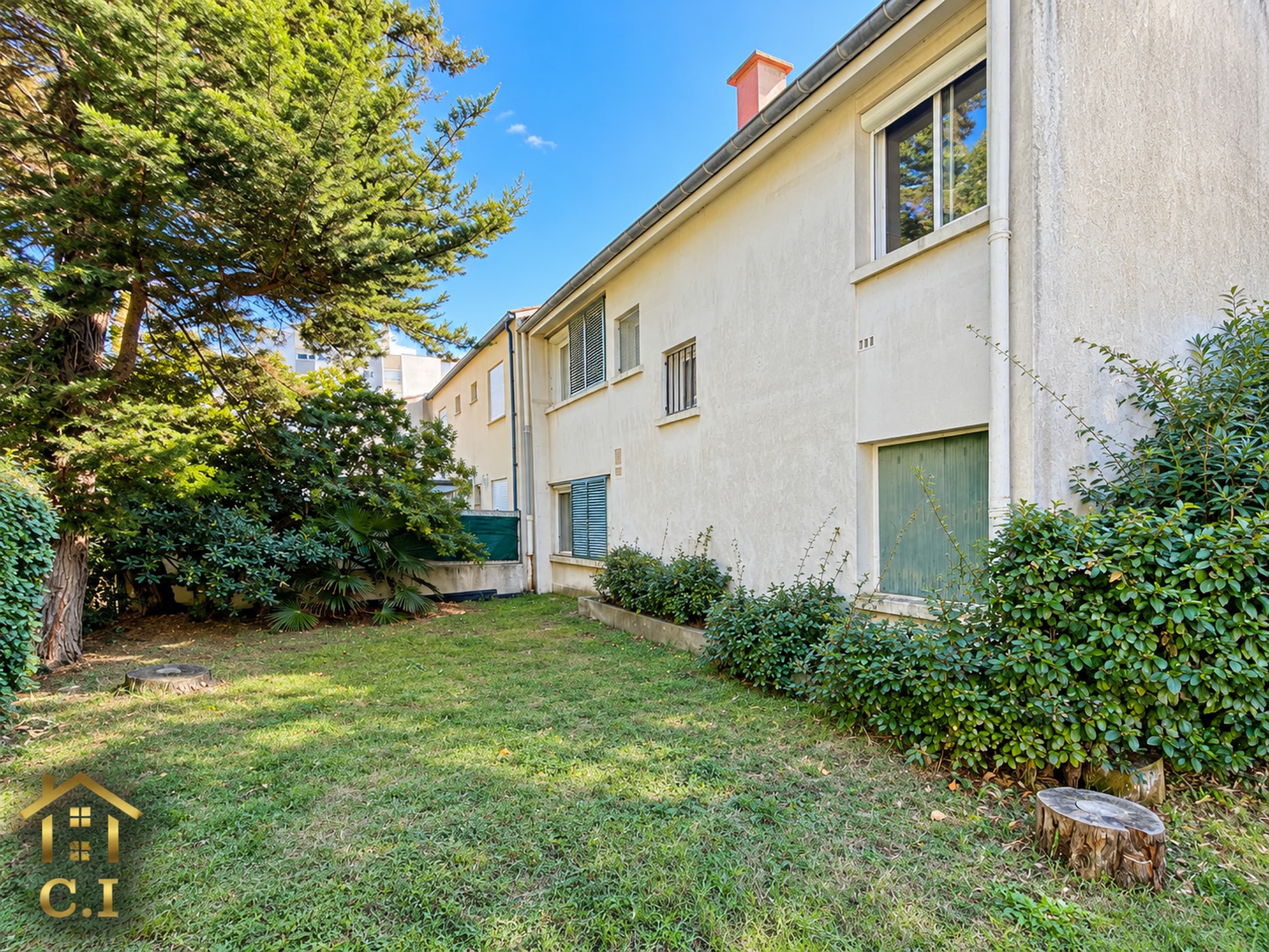 EXCLUSIVITÉ - GRAND TRAVERS - VILLA À DEUX PAS DE LA PLAGE ! - Photo 2