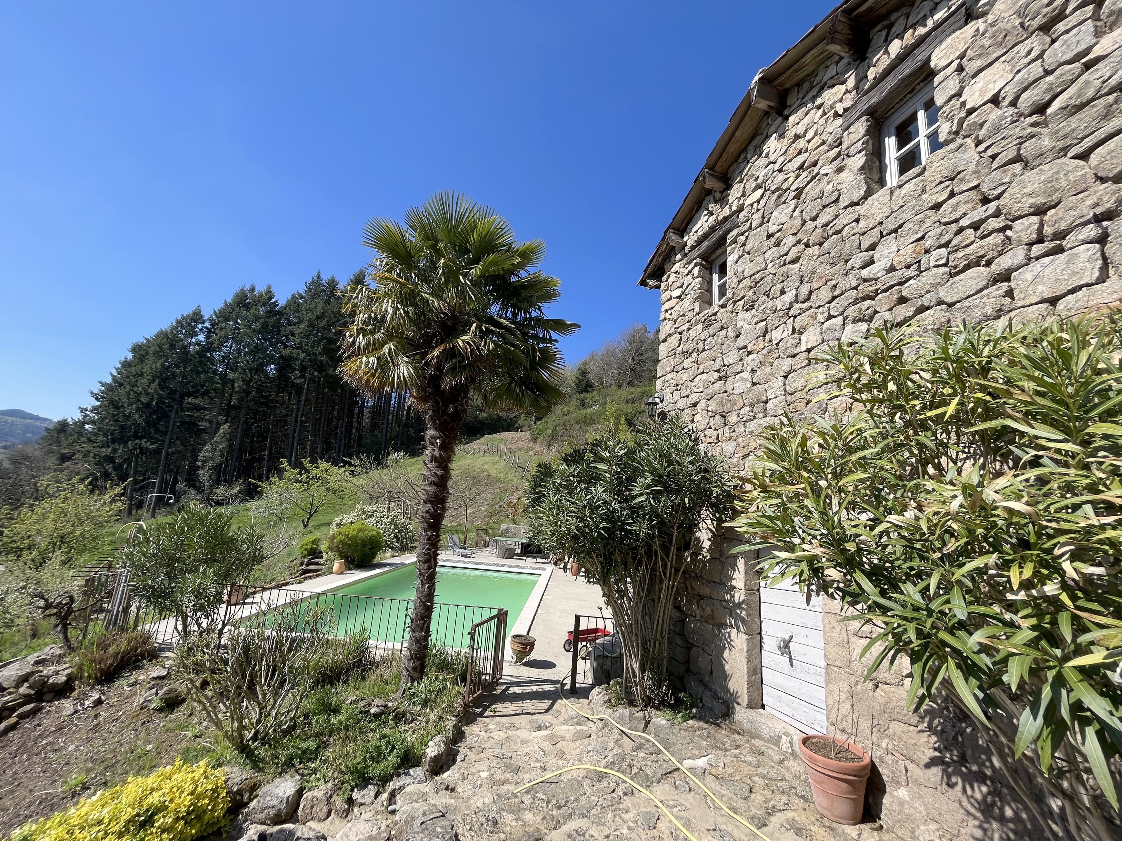 Authentique ensemble immobilier sur environ 1 hectare 89 ares - Photo 3