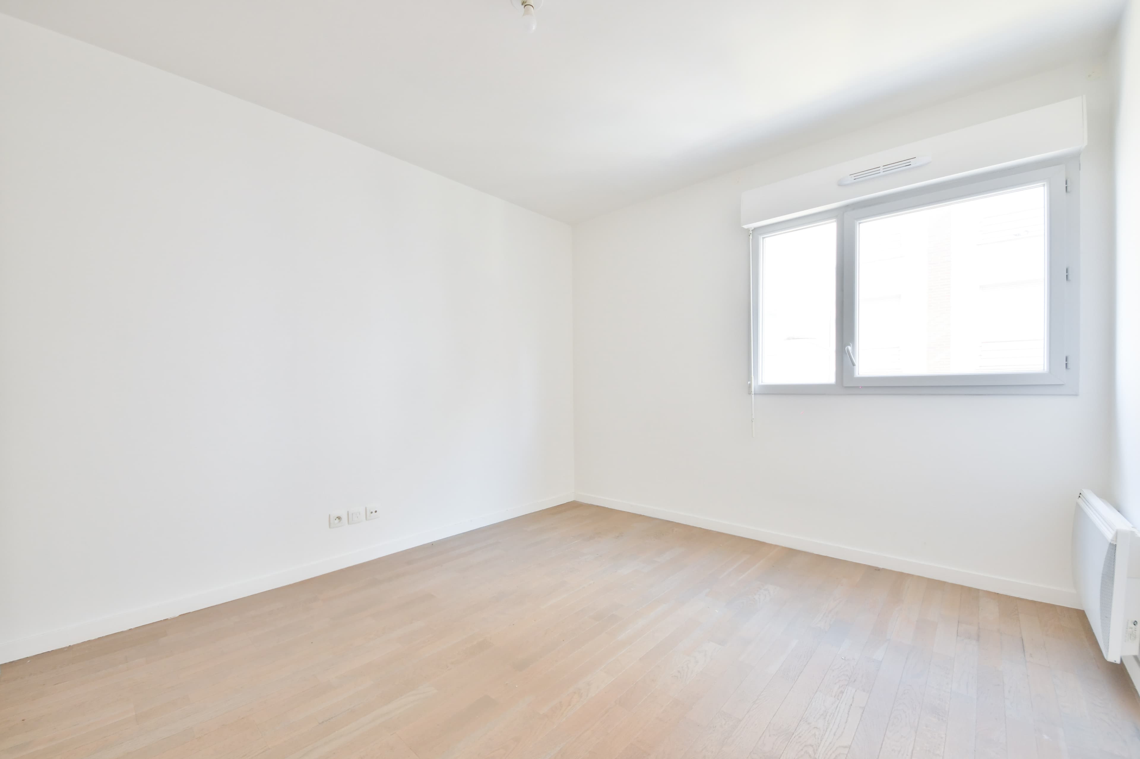 Appartement 2 Pieces avec terrasse à moins de 2 minutes du métro - Photo 7