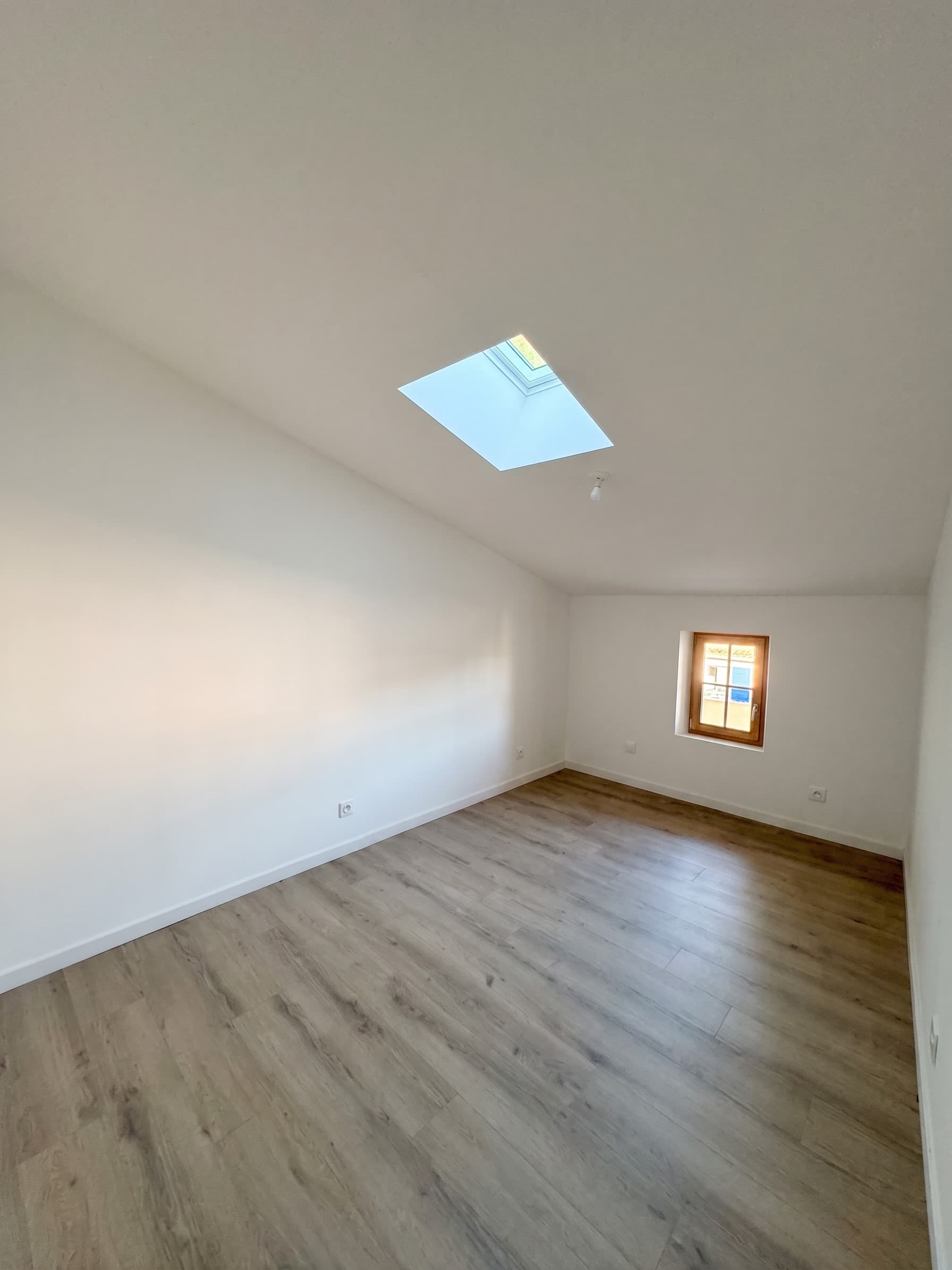 Maison de village intégralement rénovée - Photo 5
