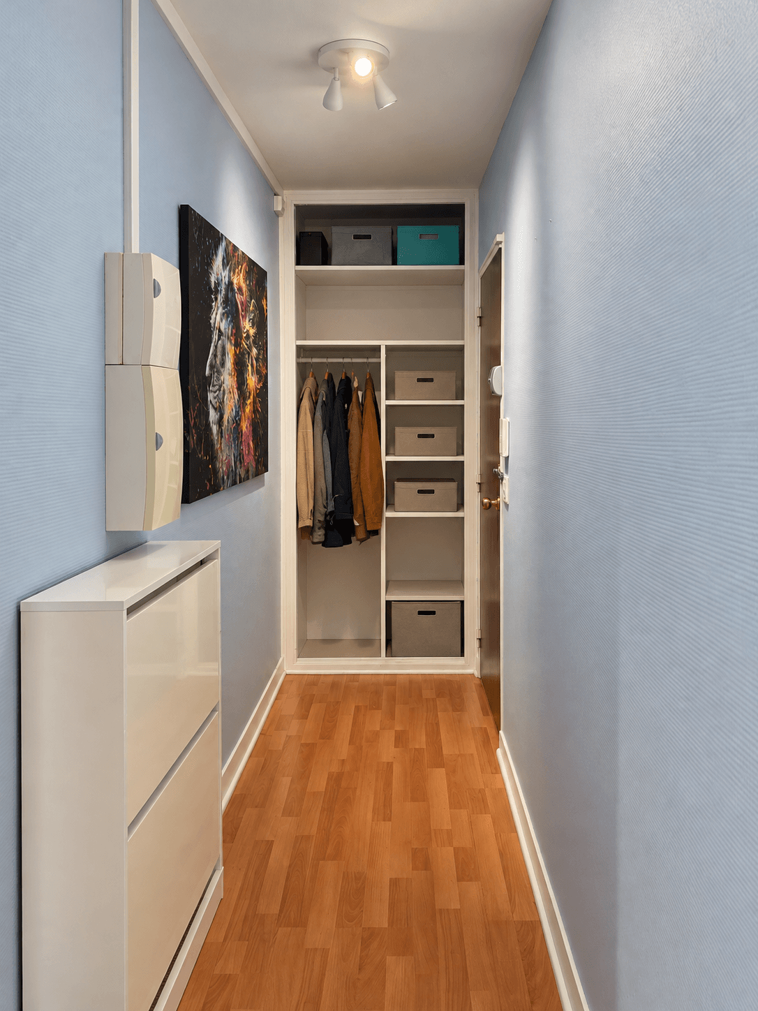 DERNIER ÉTAGE AVEC ASCENSEUR, BALCON, CAVE ET PARKING - Photo 4