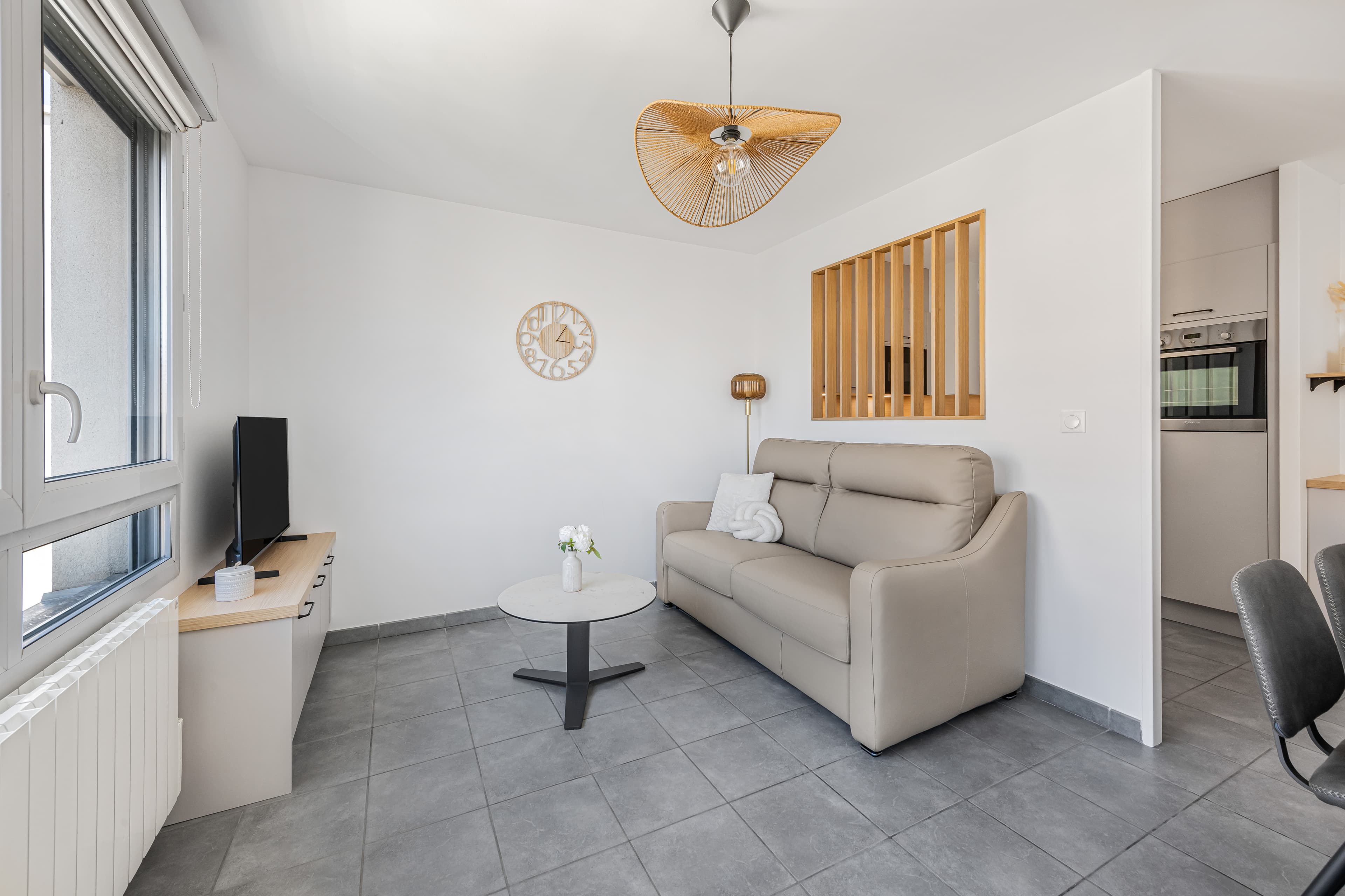 Location meublée tout inclus - T2 avec garage - Villeurbanne - Photo 2