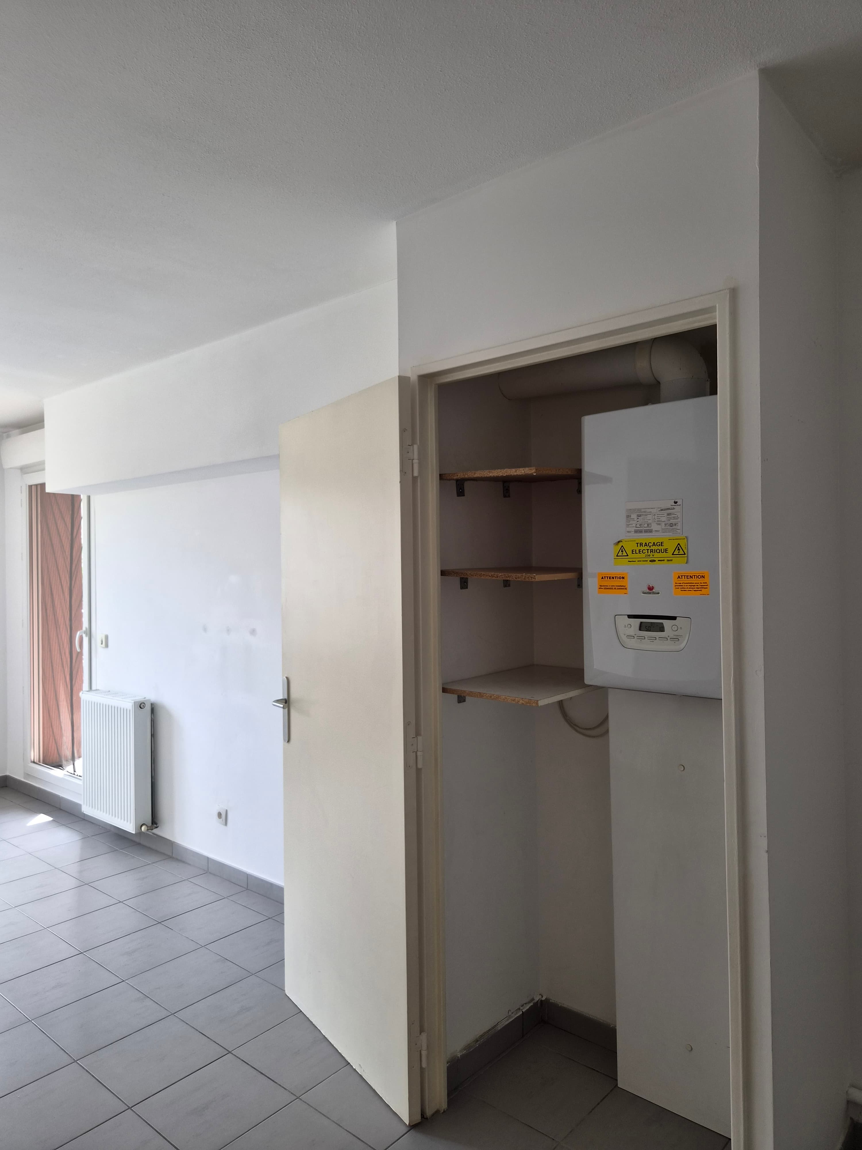 T2 avec balcon et parking en sous sol - Résidence récente - Photo 10