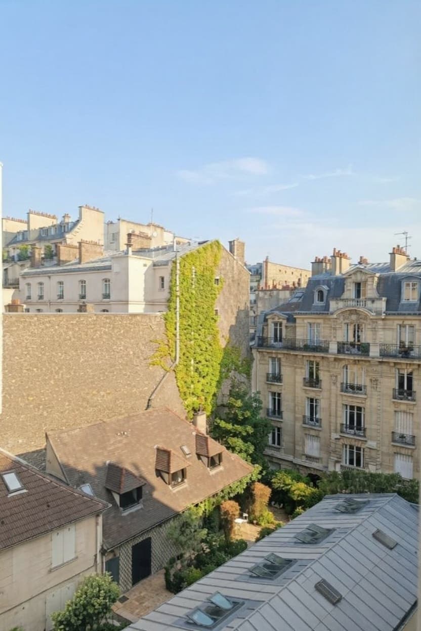 PARIS VIIe - RUE DE SEVRES - Photo 2
