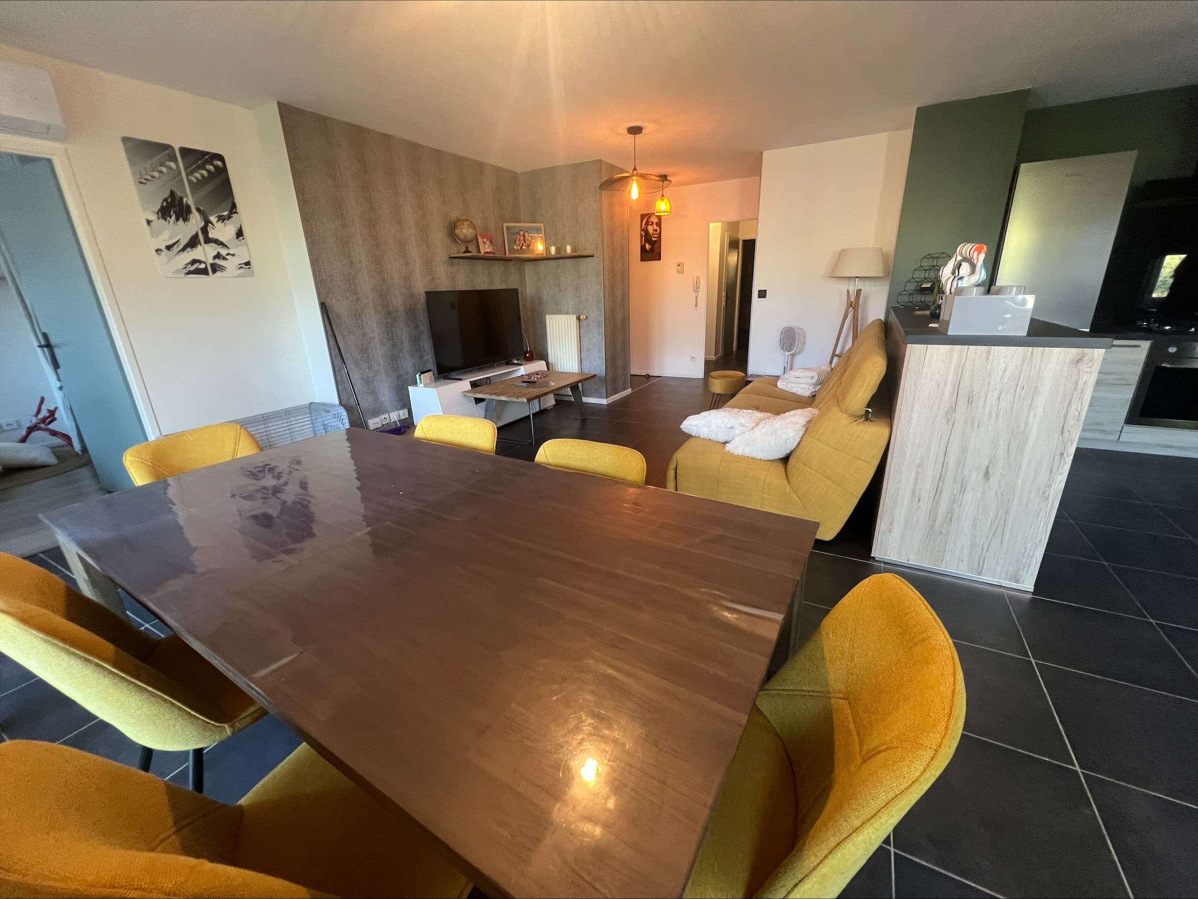 Appartement T4 avec terrasse et jardin - Photo 4