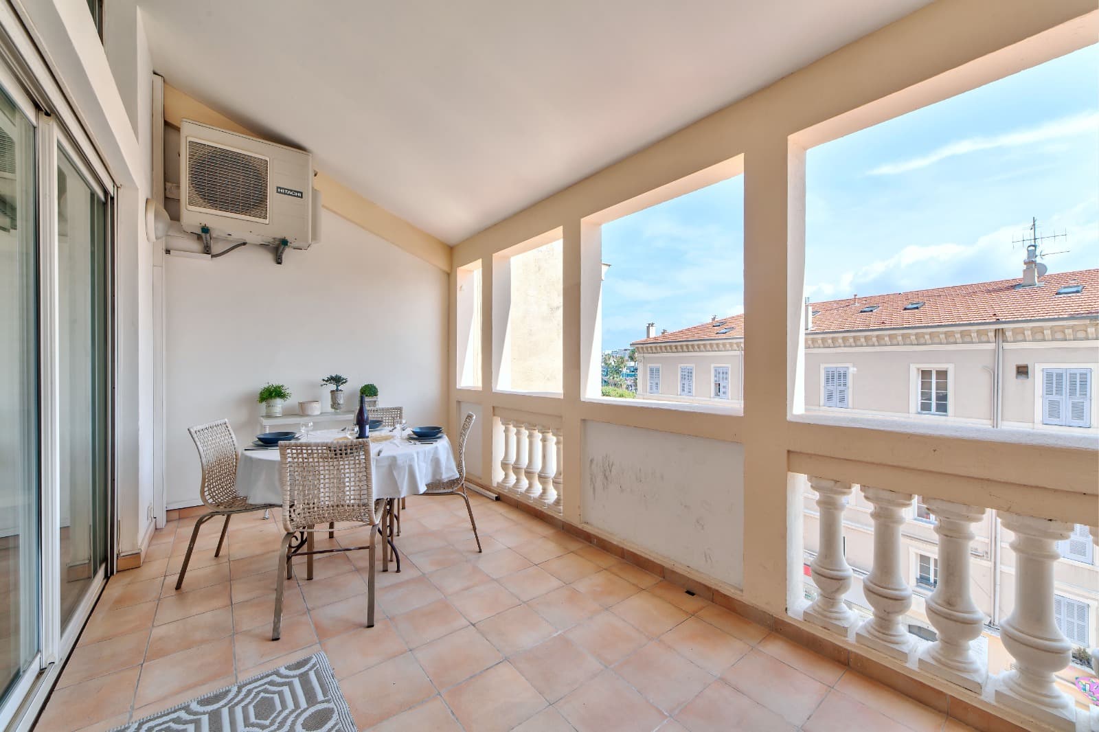 Un art de vivre unique a Cannes Duplex avec terrasse et vue mer - Photo 2